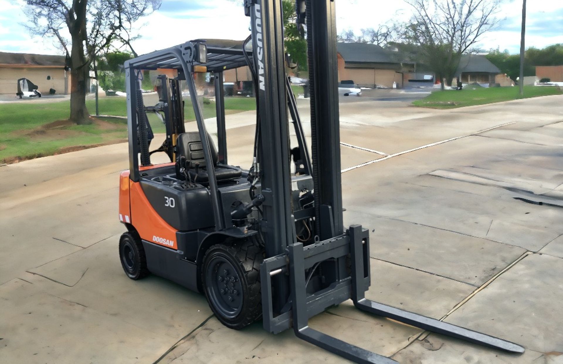 DOOSAN D30S-5,3 TON DIESEL FORKLIFT - Image 5 of 8