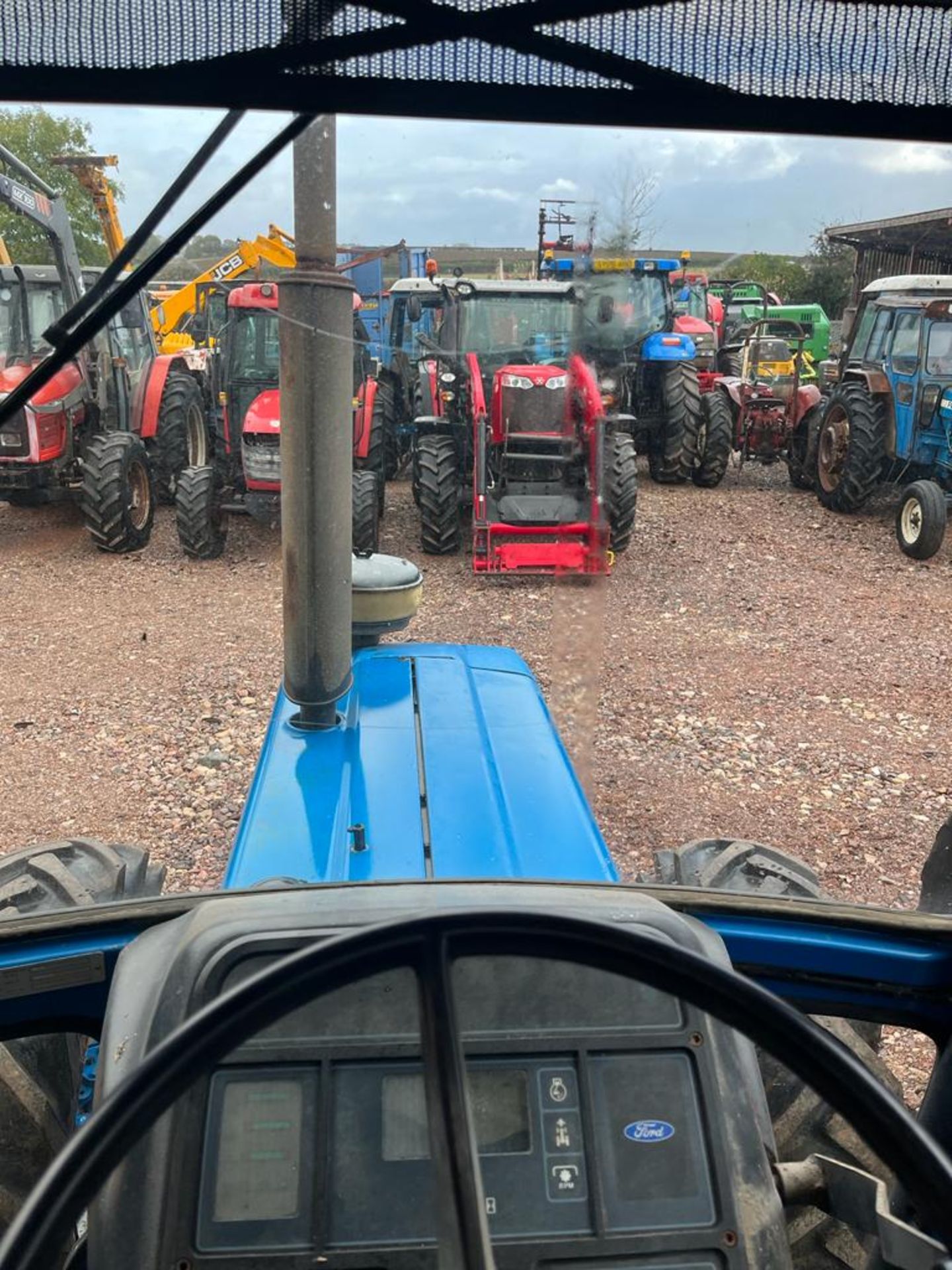 FORD 7610 TRACTOR 7,886 HOURS - Image 11 of 11