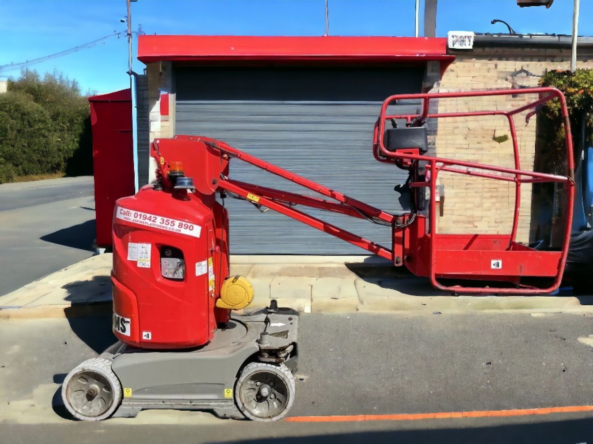 MANITOU 100 VJR VERTICAL MAST LIFT - Image 2 of 11