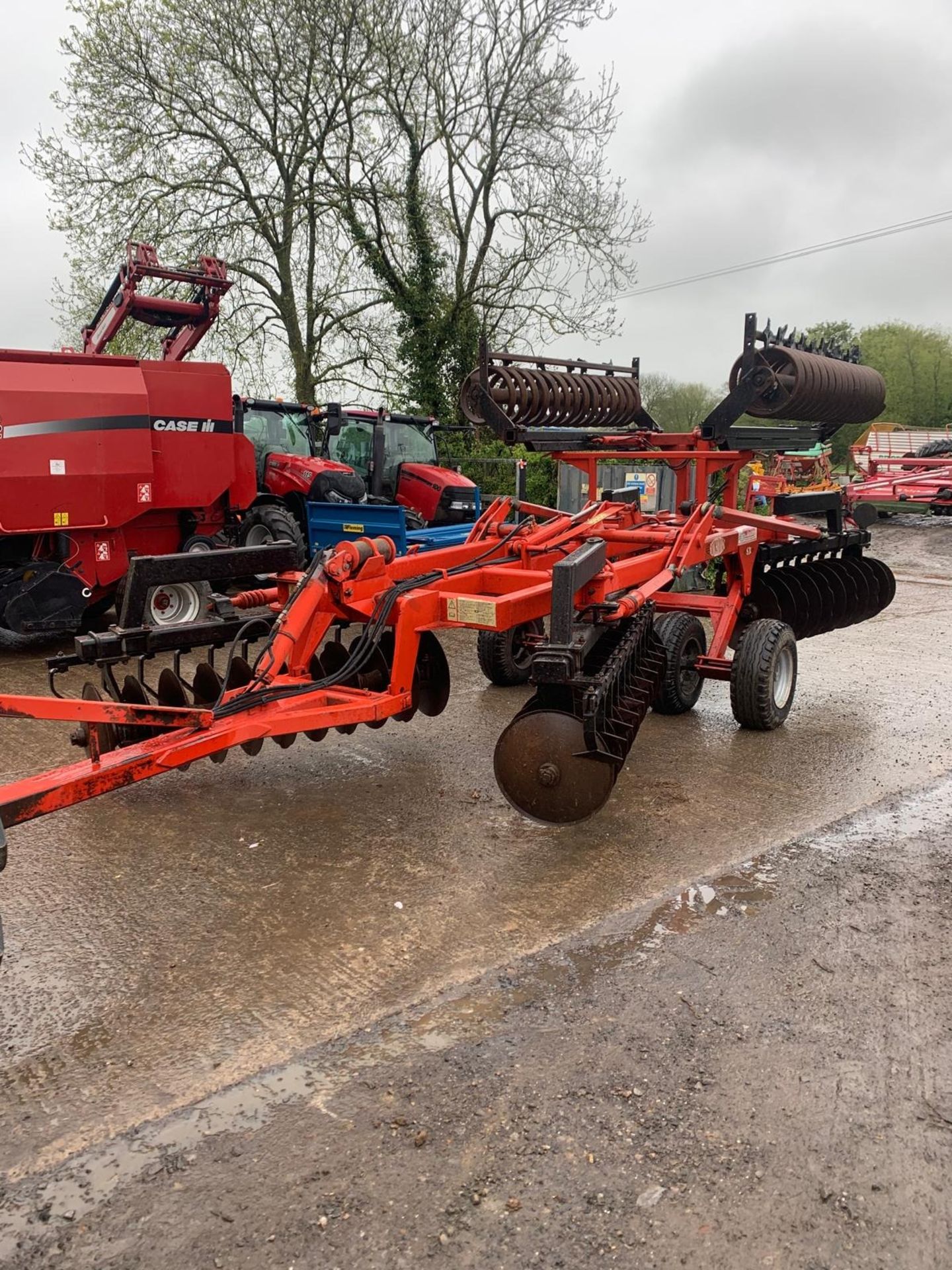 GREGOIRE BESSON DISC HARROWS WITH PACKER ROLLER - Image 7 of 7