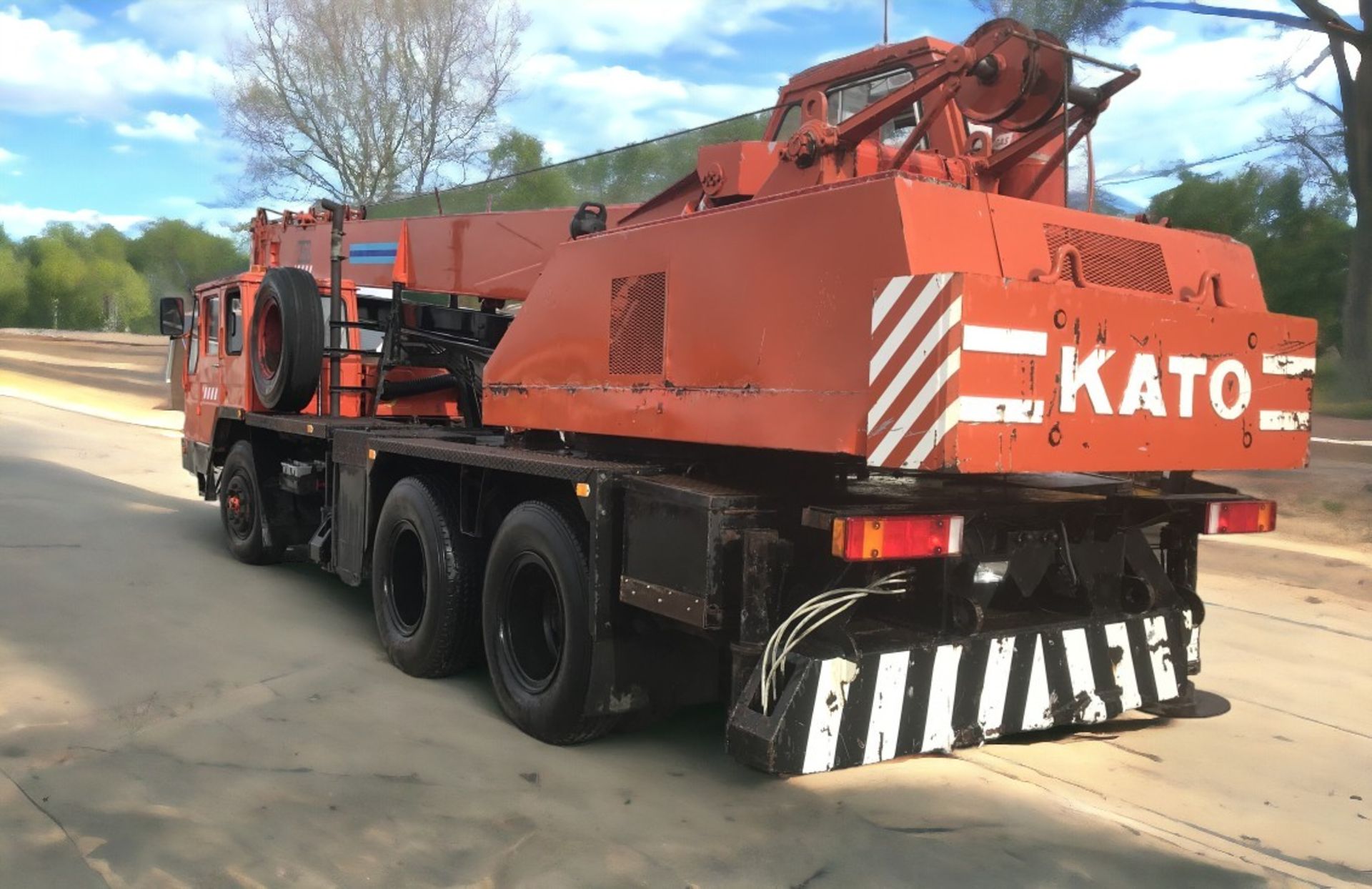 KATO NK200 BE 25 TON TRUCK CRANE - Image 7 of 27