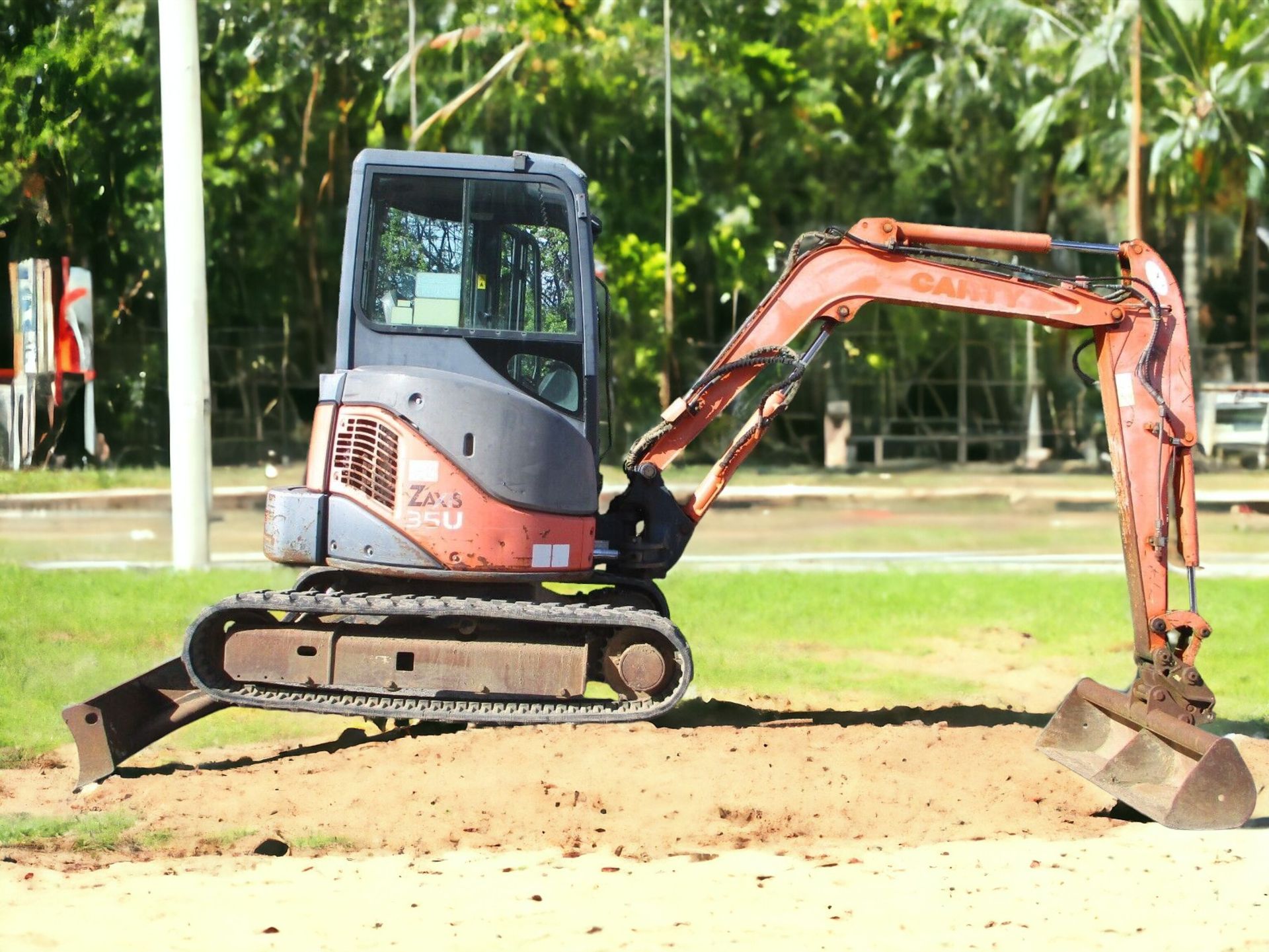 2007 HITACHI ZX35U EXCAVATOR - POWER AND PRECISION COMBINED! - Image 7 of 11