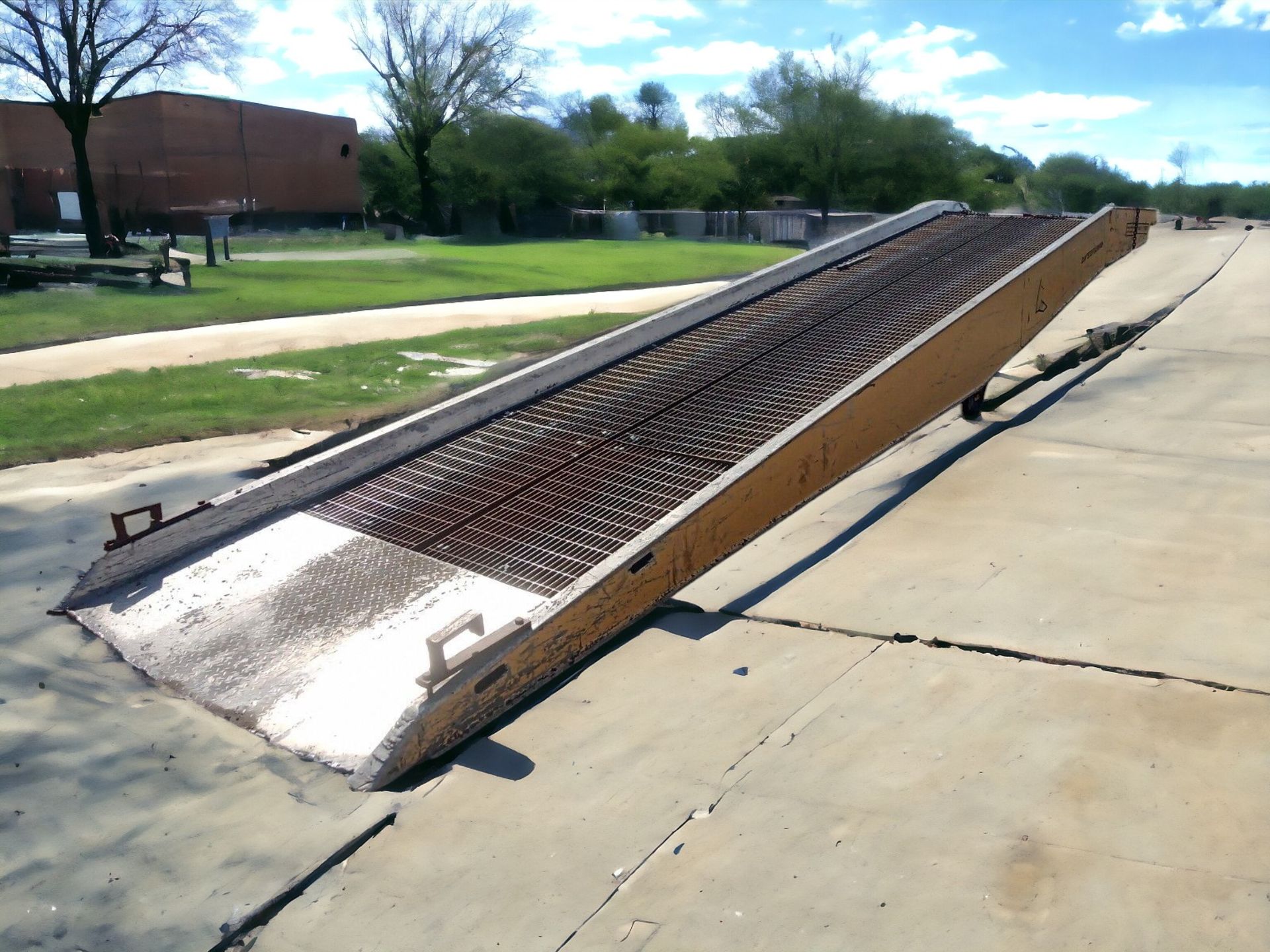 COPPERLOY CONTAINER LOADING RAMP - Image 8 of 8