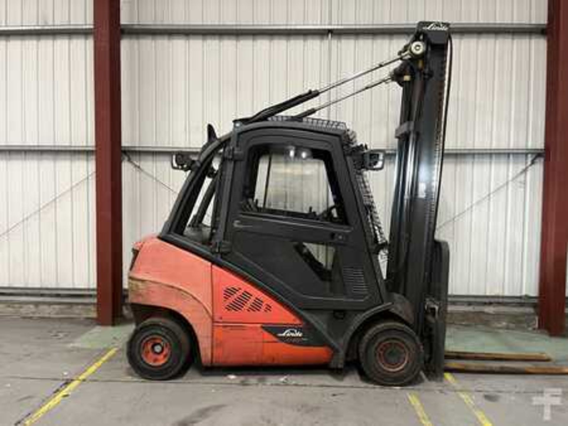 DIESEL FORKLIFTS LINDE H25D-02 - Image 2 of 6