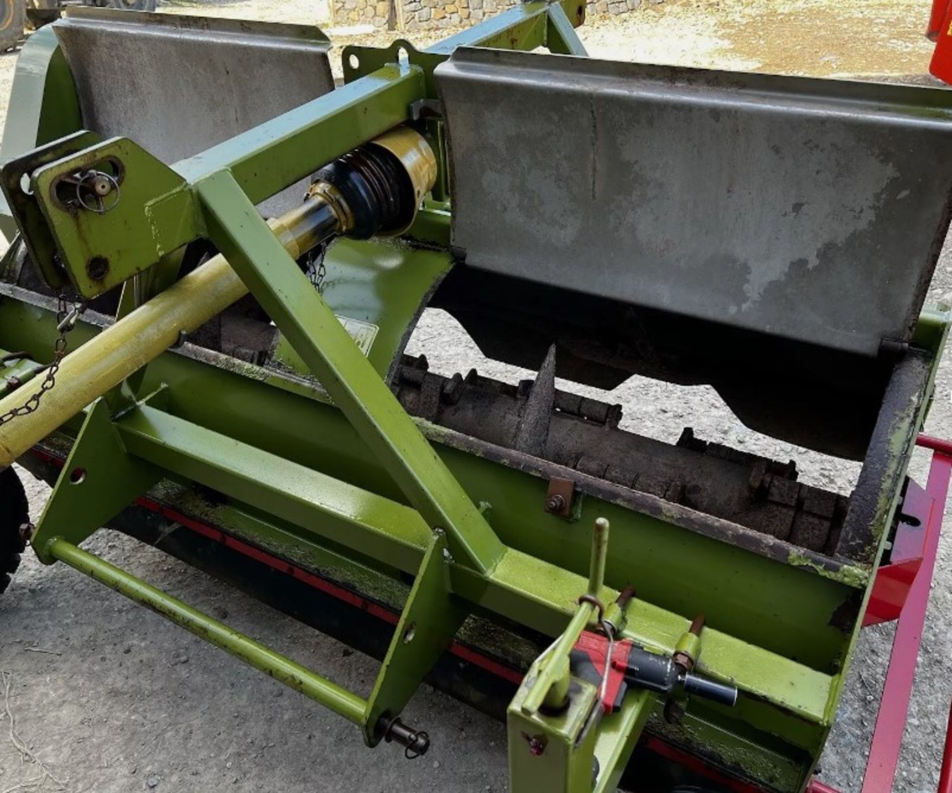 BASELIER LKB 190 POTATO TOPPER - EFFICIENT POTATO HARVESTING SOLUTION - Image 8 of 13