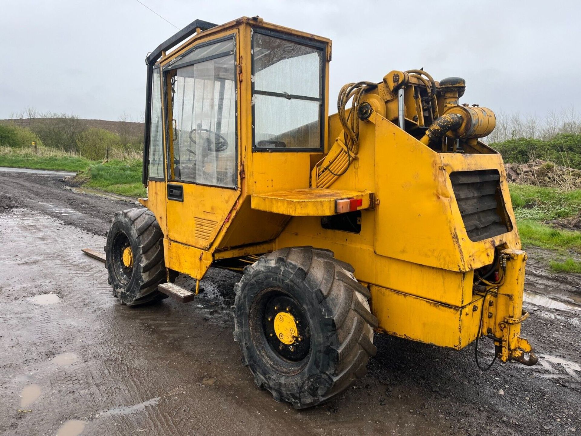 1988 SANDERSON 725 TELESCOPIC HANDLER