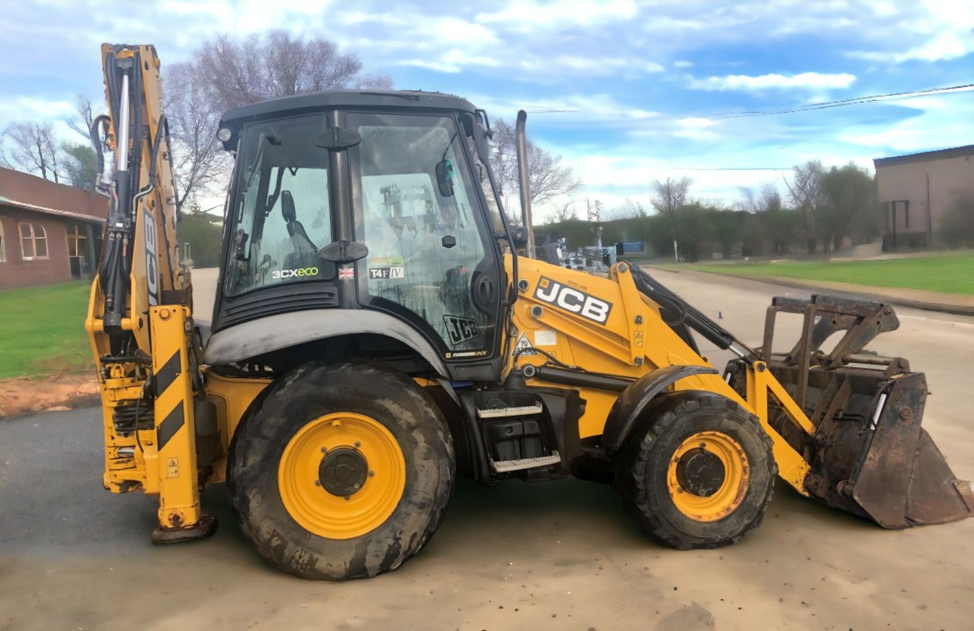 JCB 3CX CONTRACTOR BACKHOE LOADER YEAR 2017 - Image 7 of 10