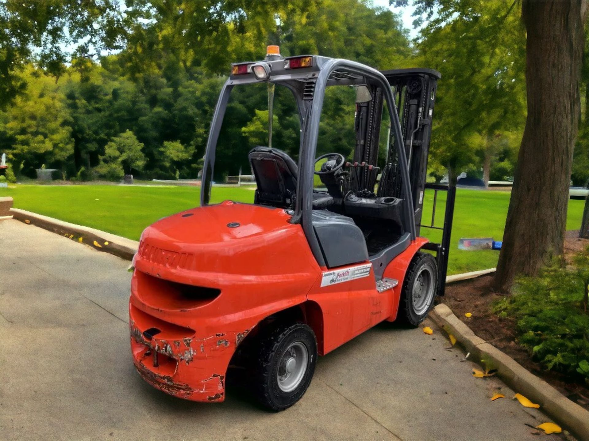 2015 MANITOU MI35D DIESEL FORKLIFT - Image 4 of 9