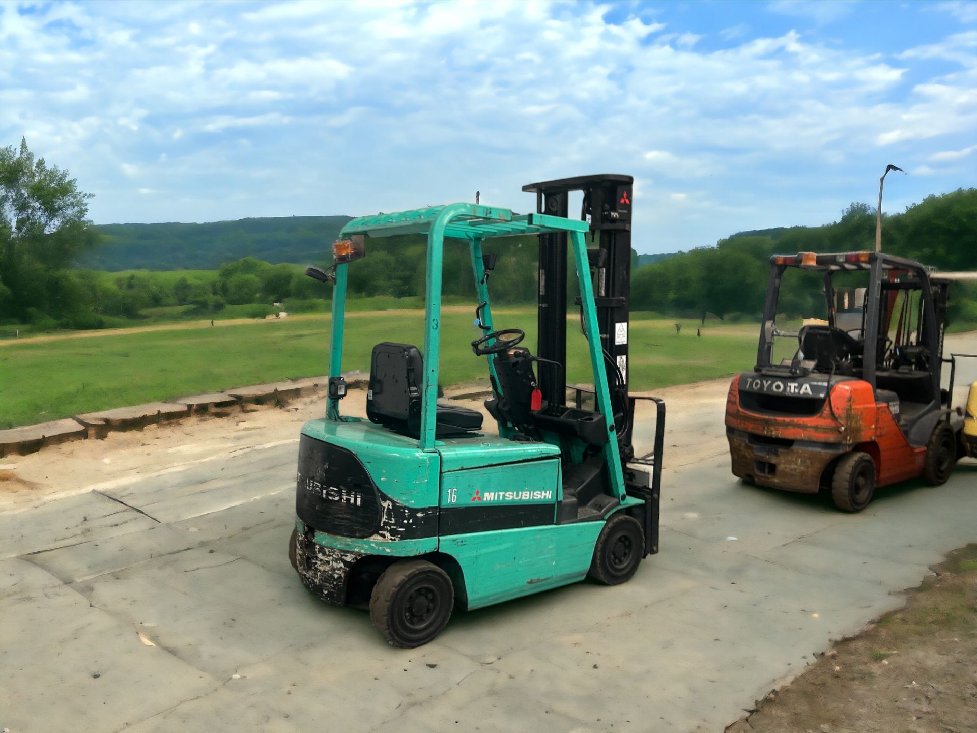 2002 MITSUBISHI FB16K ELECTRIC FORKLIFT - Image 6 of 7