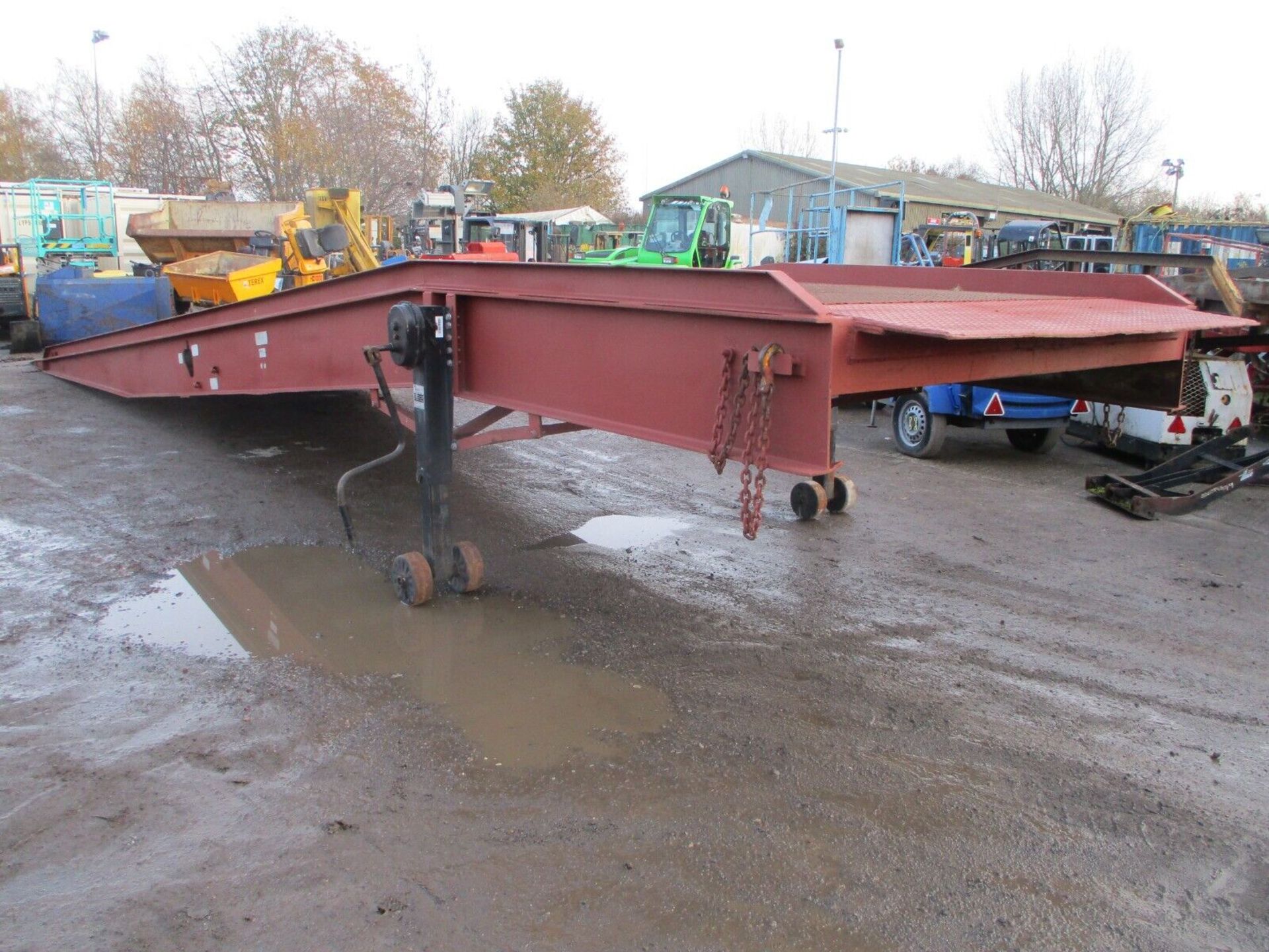 THORWORLD CONTAINER LOADING RAMP WITH 10,000 KG CAPACITY - Image 9 of 11