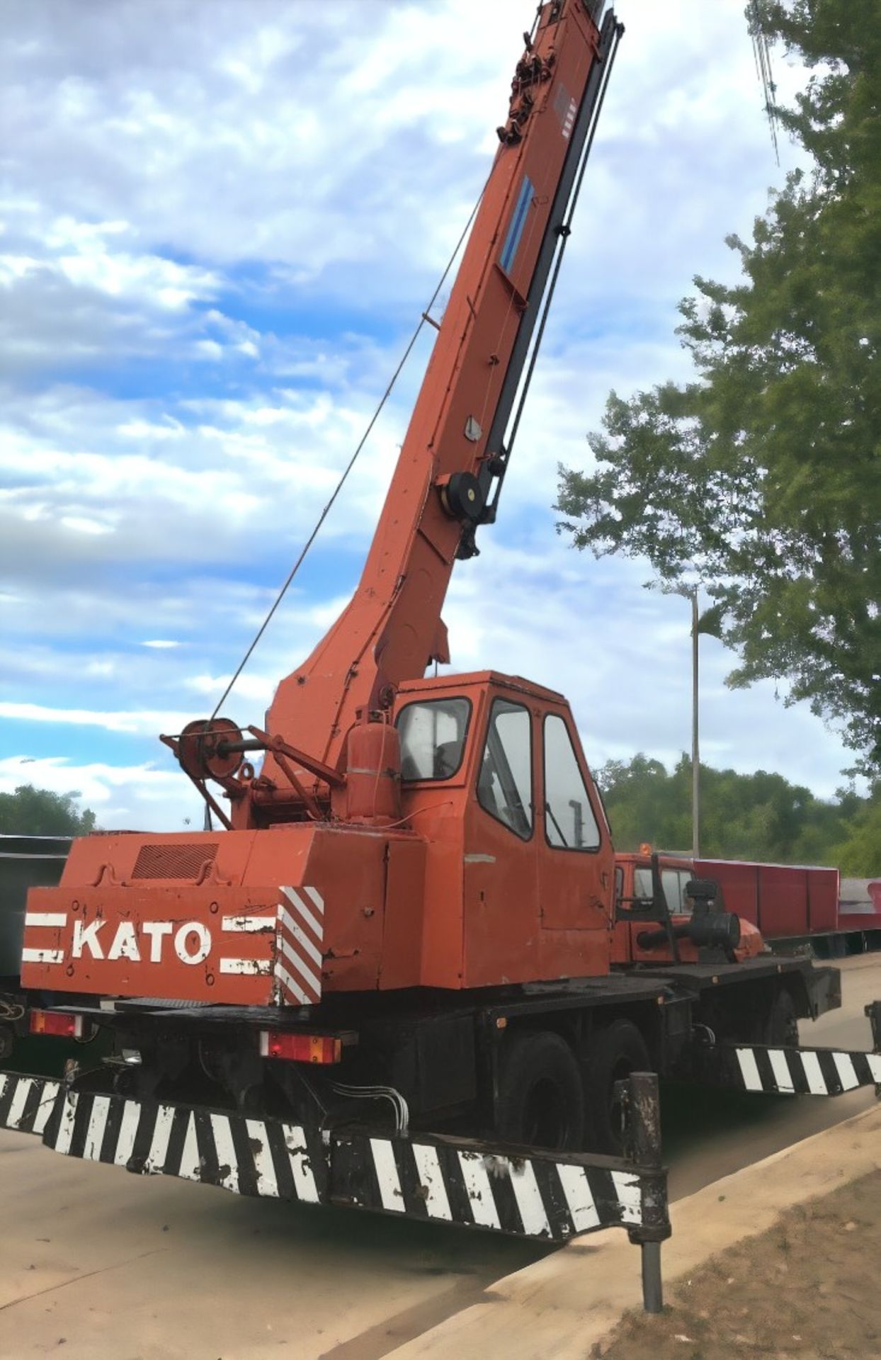 KATO NK200 BE 25 TON TRUCK CRANE - Image 10 of 27