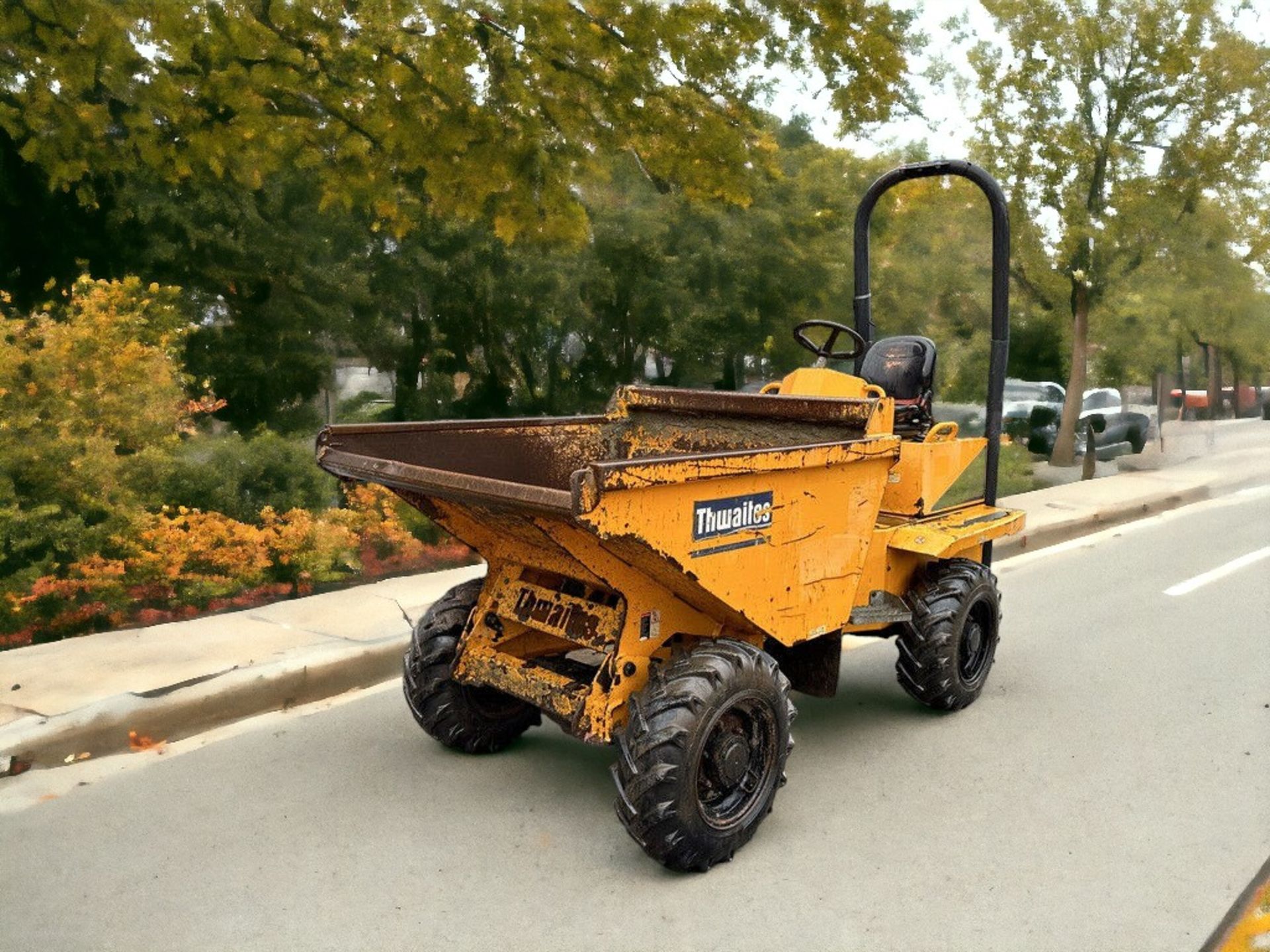 2017 THWAITES 2 TONNE DUMPER - Image 6 of 11