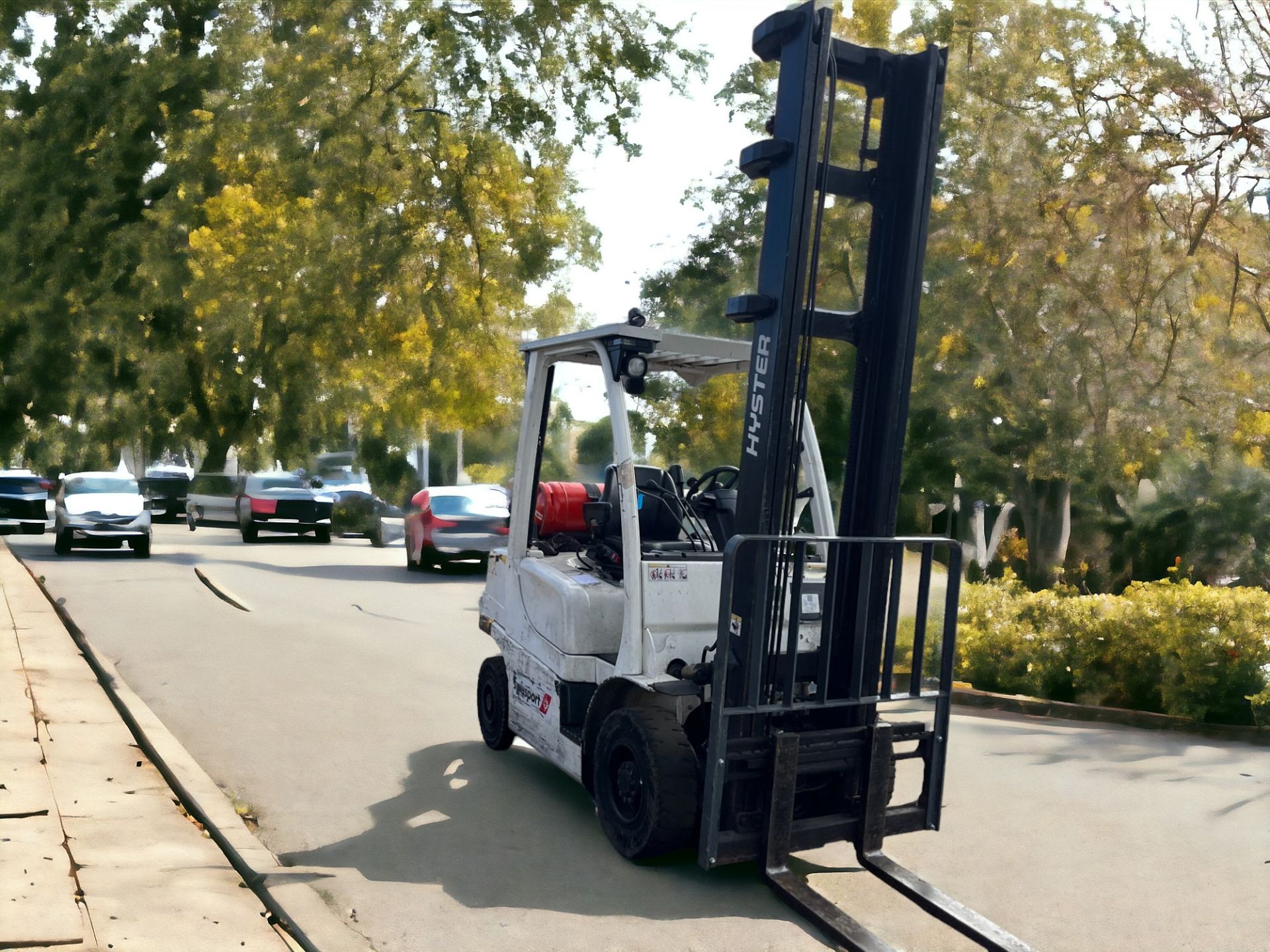 HYSTER LPG FORKLIFT - MODEL H2.5FT (2012) - Image 6 of 7