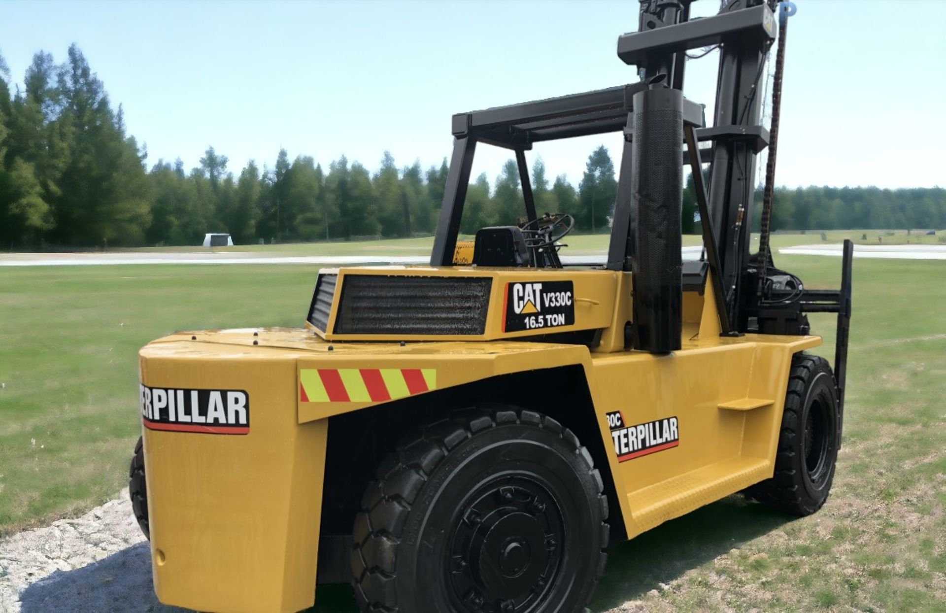 CAT V330 C ,16 TON DIESEL FORKLIFT - Image 8 of 13