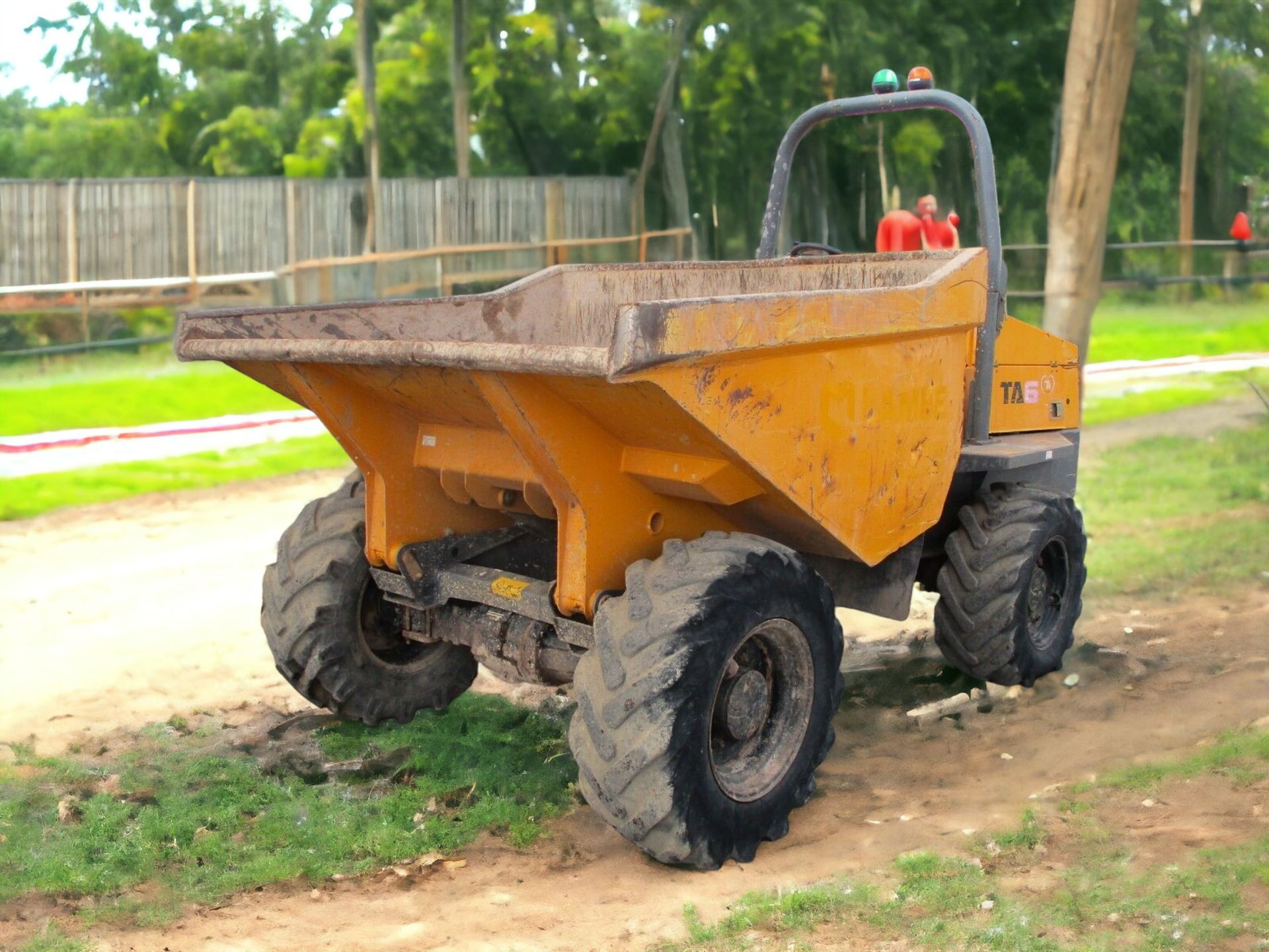 2015 TEREX 6-TON DUMPER - POWER, PRECISION, AND SAFETY COMBINED - Bild 9 aus 12