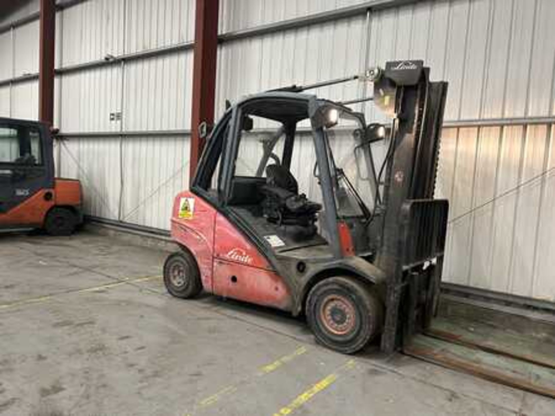 >>>SPECIAL CLEARANCE<<< DIESEL FORKLIFTS LINDE H35D - Bild 4 aus 6