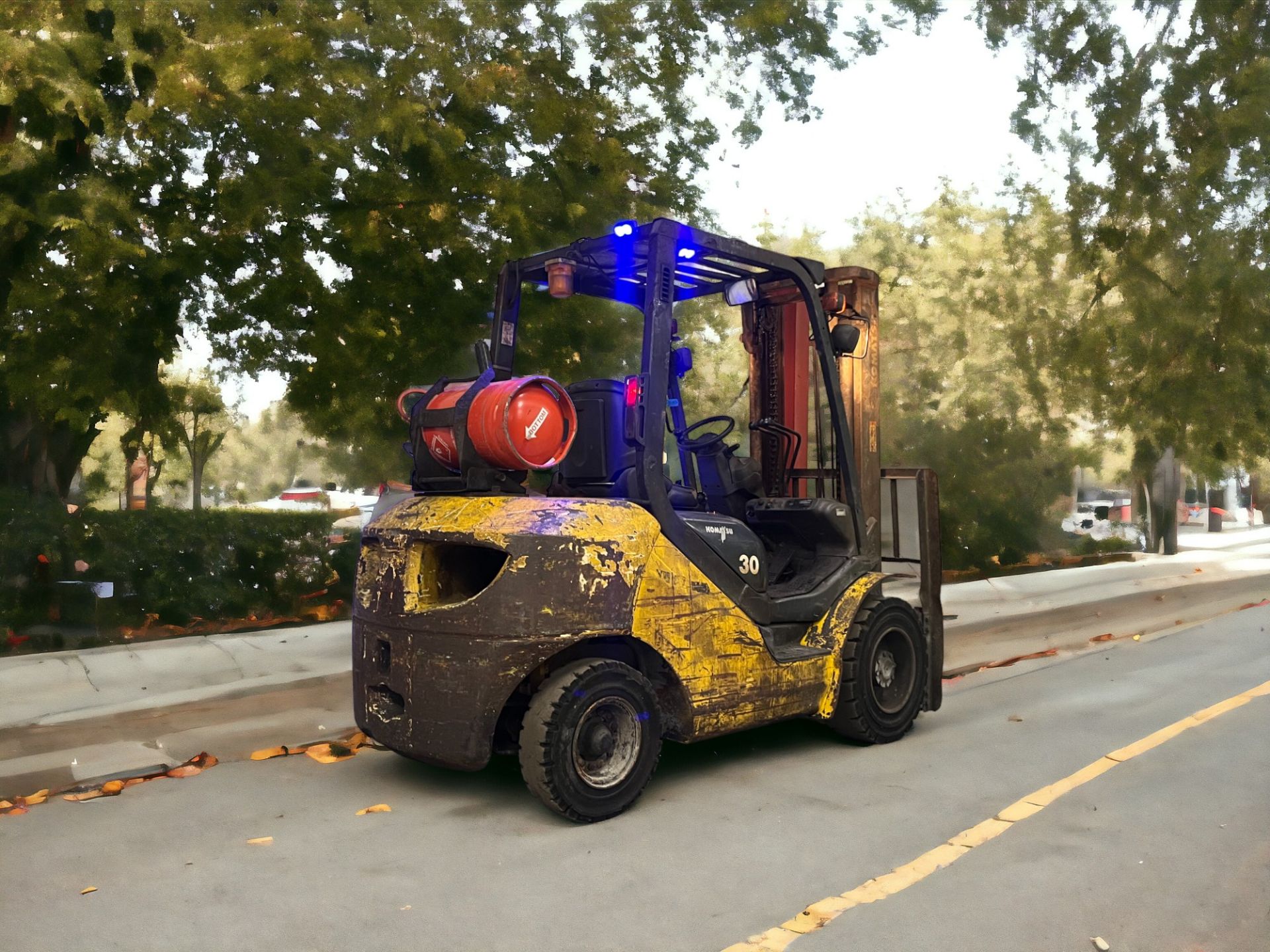 KOMATSU LPG FORKLIFT - MODEL FG30T-17 (2015) - Image 6 of 6