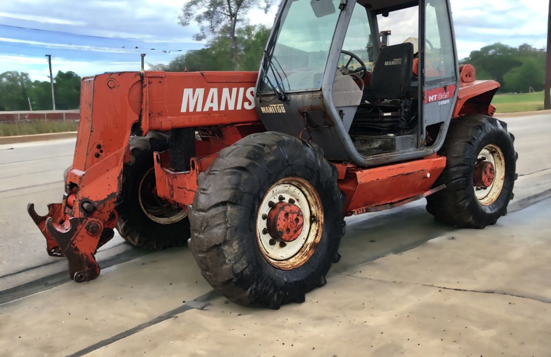 MANITOU 845 4×4 TELEHANDLER - Image 2 of 8