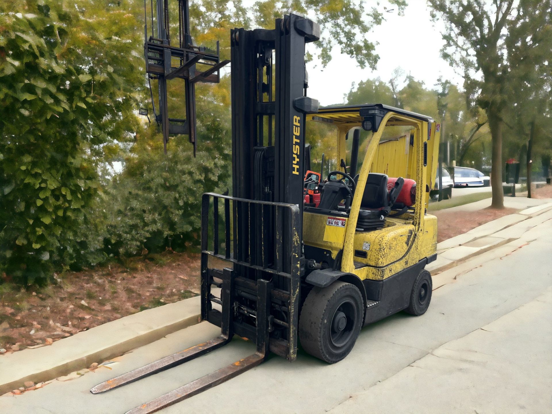 HYSTER LPG FORKLIFT - MODEL H3.0FT (2015) - Image 3 of 6