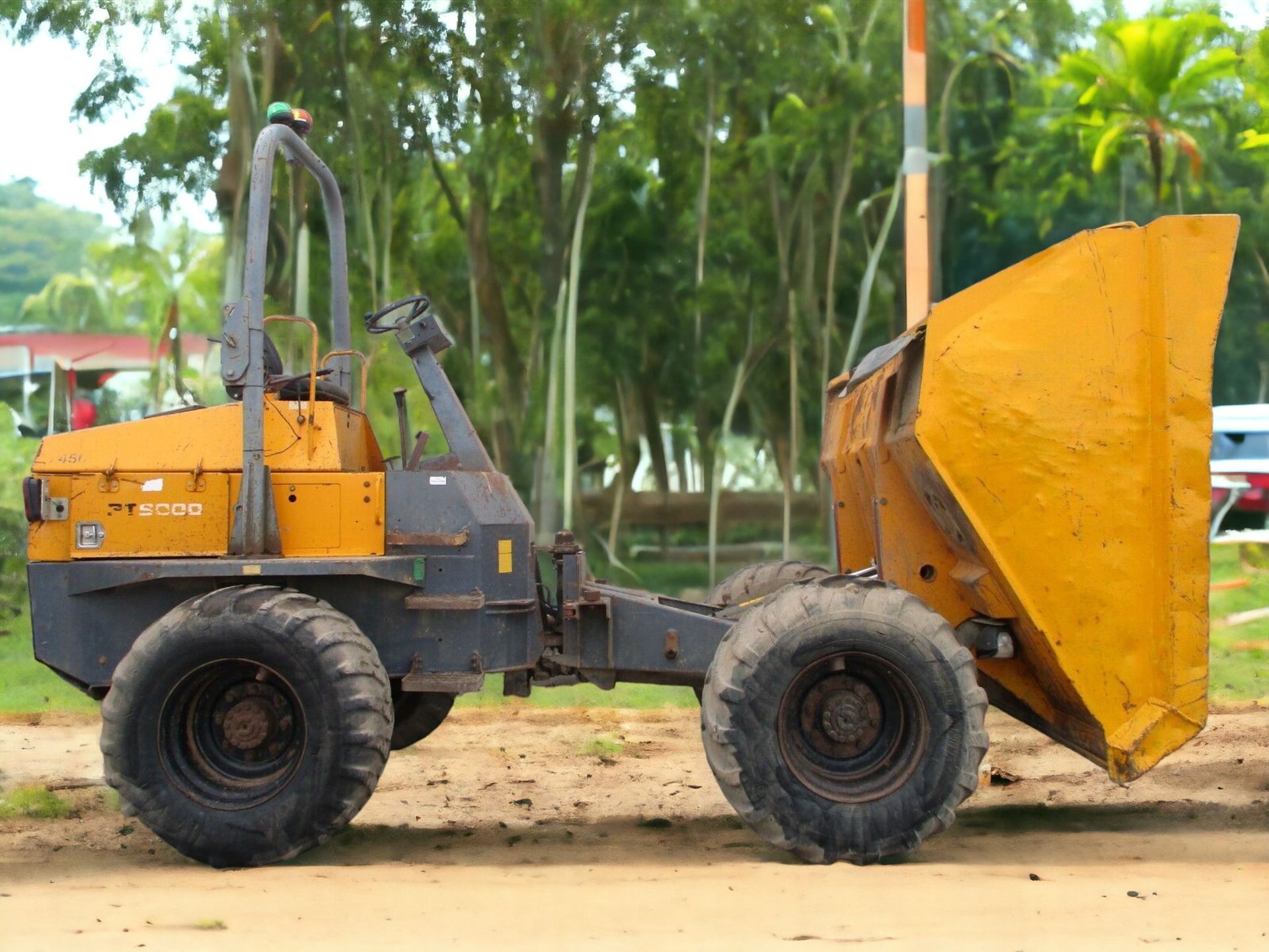 DOMINATE THE TERRAIN WITH THE TEREX PT9000 9-TON DUMPER - Image 9 of 11