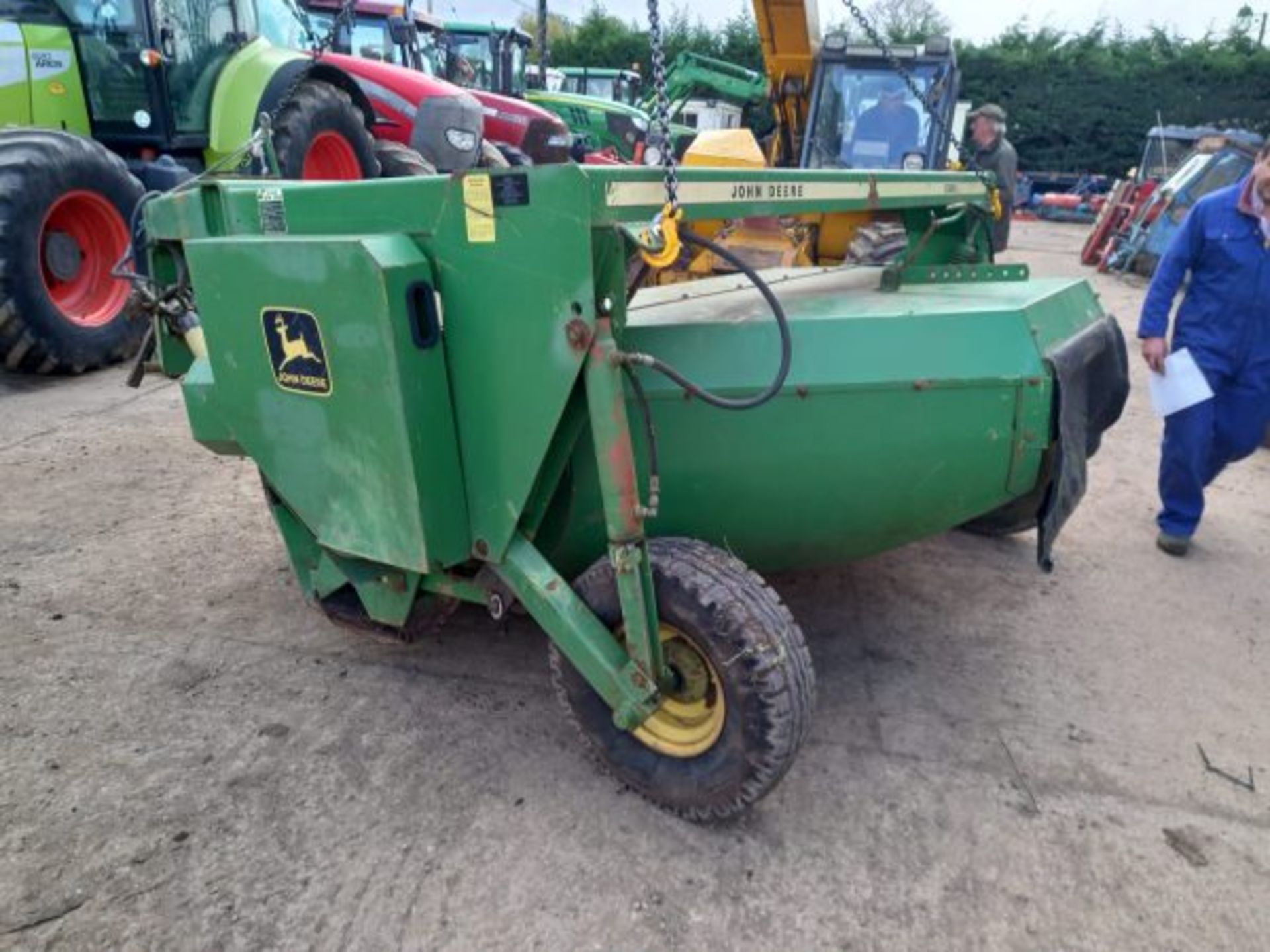 JOHN DEERE 1326 MOWER