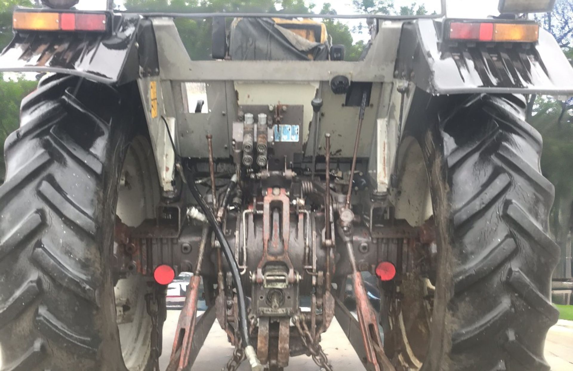 MASSEY FERGUSON 390/12 AG TRACTOR - Image 12 of 12