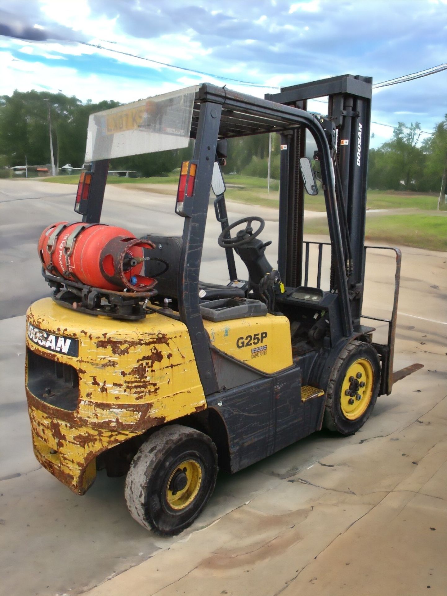 2007 DOOSAN G25P-3 FORKLIFT - Image 8 of 13