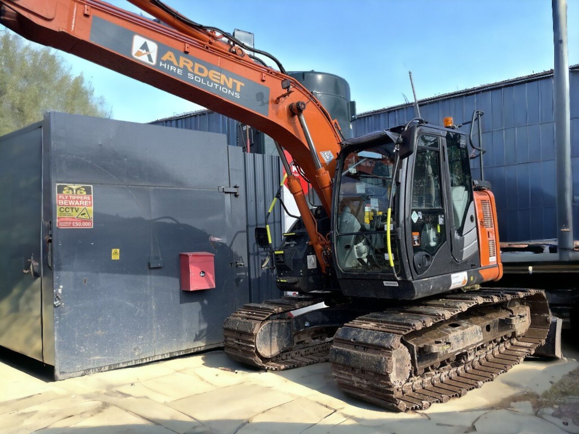 HITACHI ZX135 USBL-6 TRACKED EXCAVATOR - Image 5 of 12