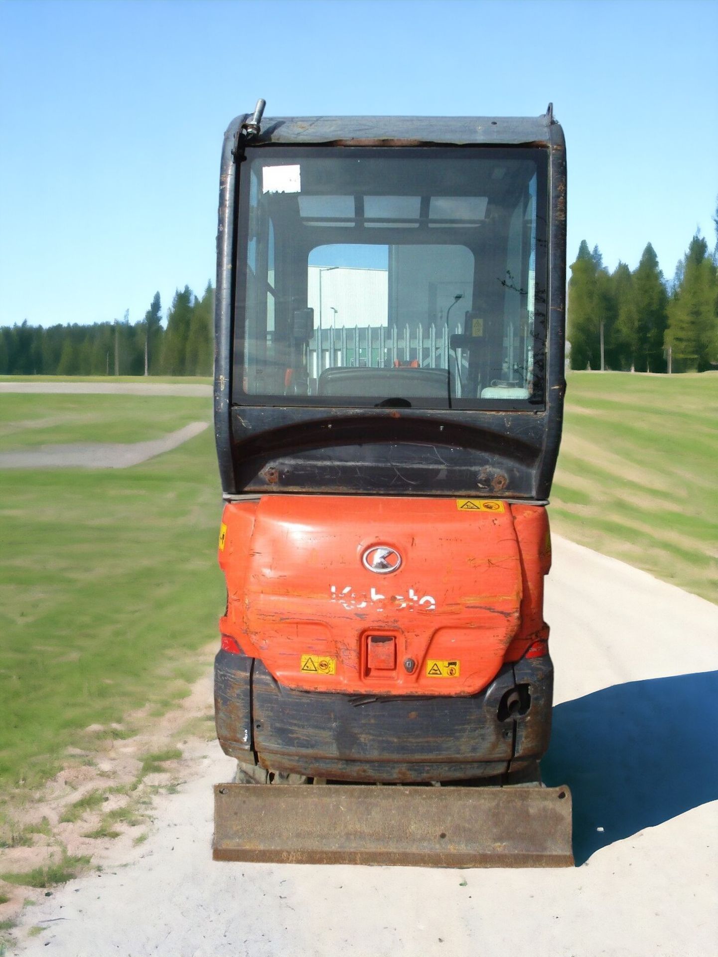 POWERFUL AND VERSATILE 2012 KUBOTA KX016-4 EXCAVATOR - Image 3 of 13