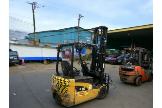 CAT EP20NT-48E ELECTRIC FORKLIFT - EFFICIENT MATERIAL HANDLING SOLUTION **(INCLUDES CHARGER)** - Image 6 of 6