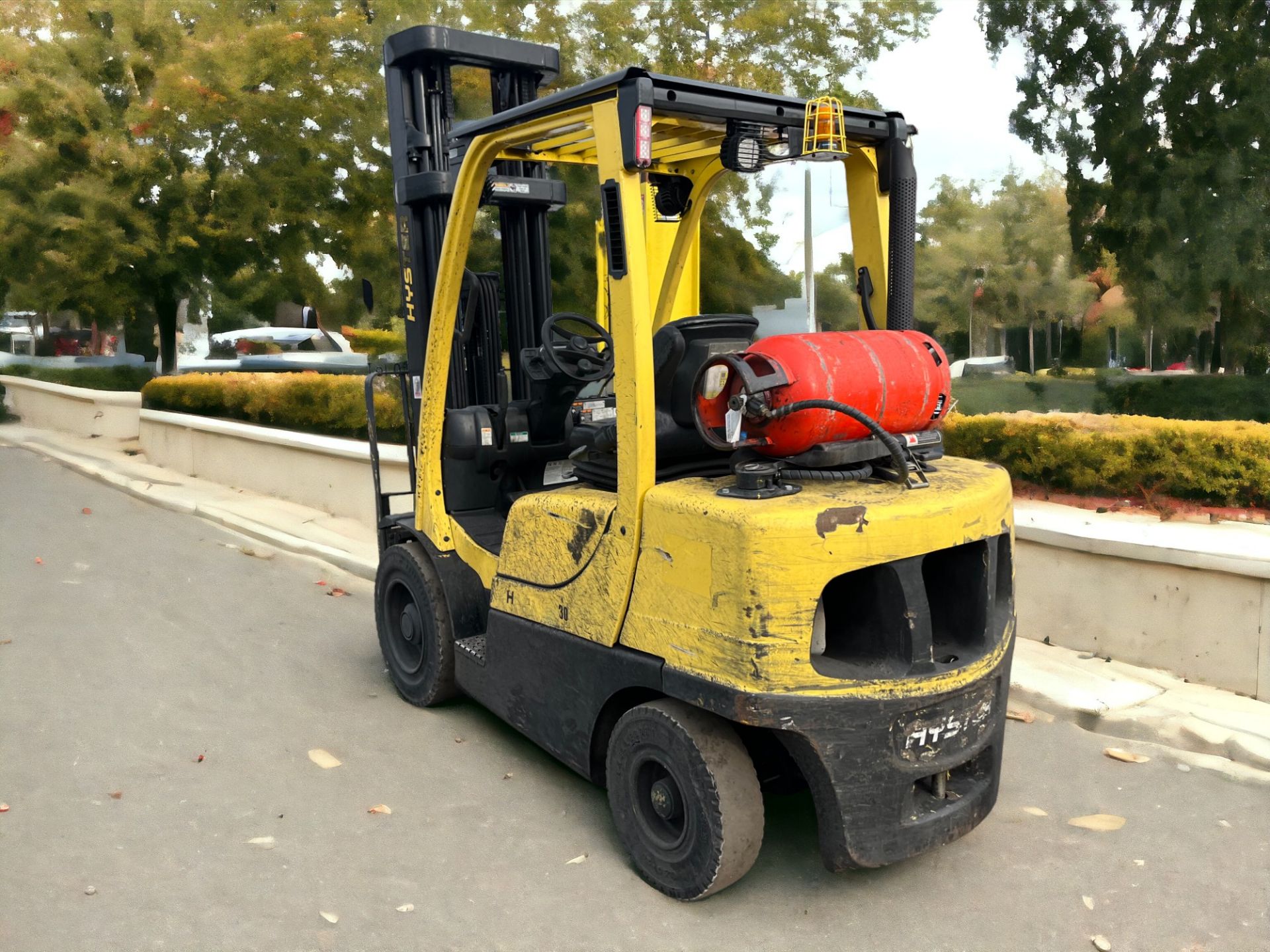 HYSTER LPG FORKLIFT - MODEL H3.0FT (2015) - Image 2 of 6