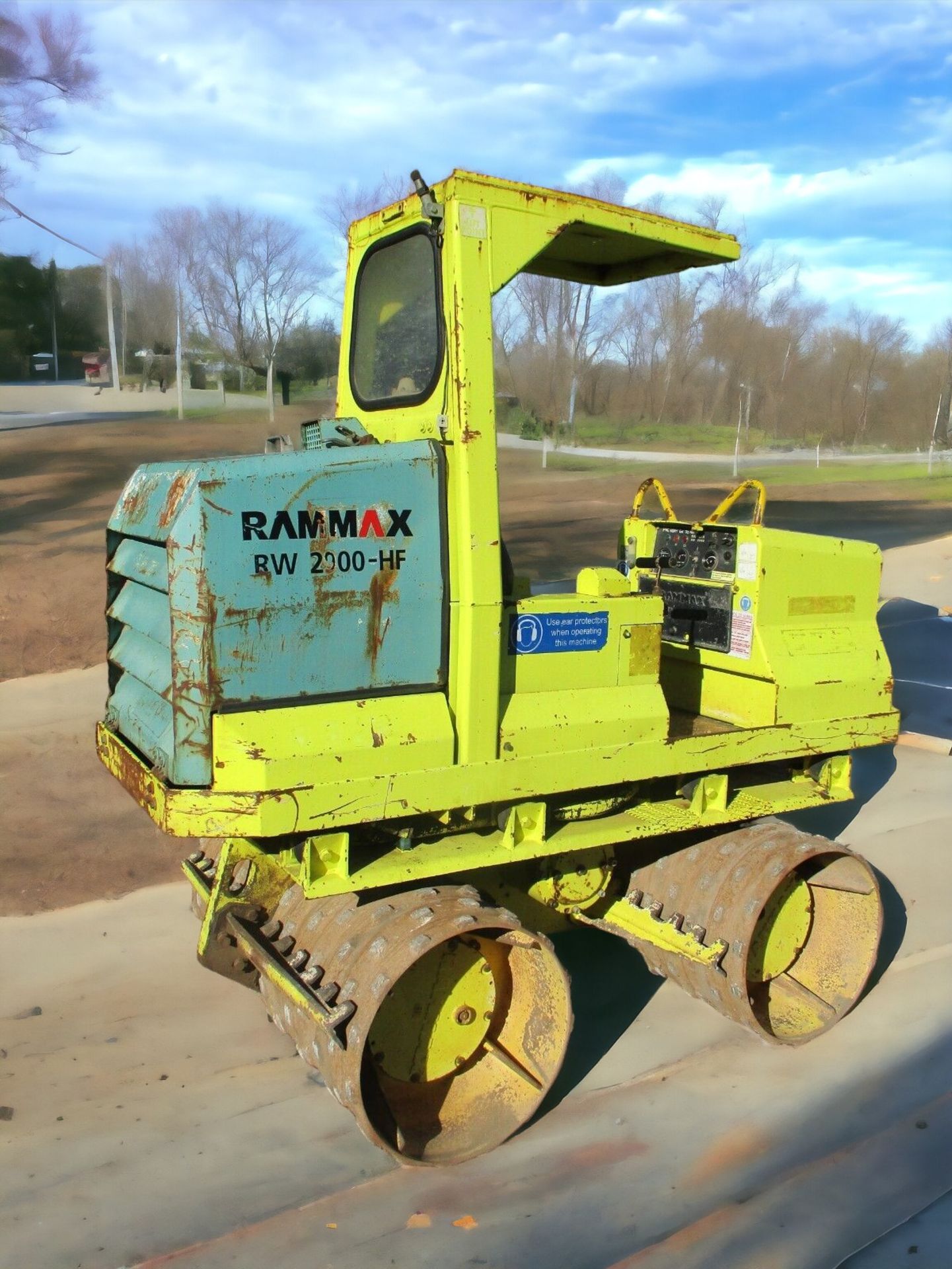 2007 RAMMAX RW2900 TRENCH ROLLER - Image 9 of 14