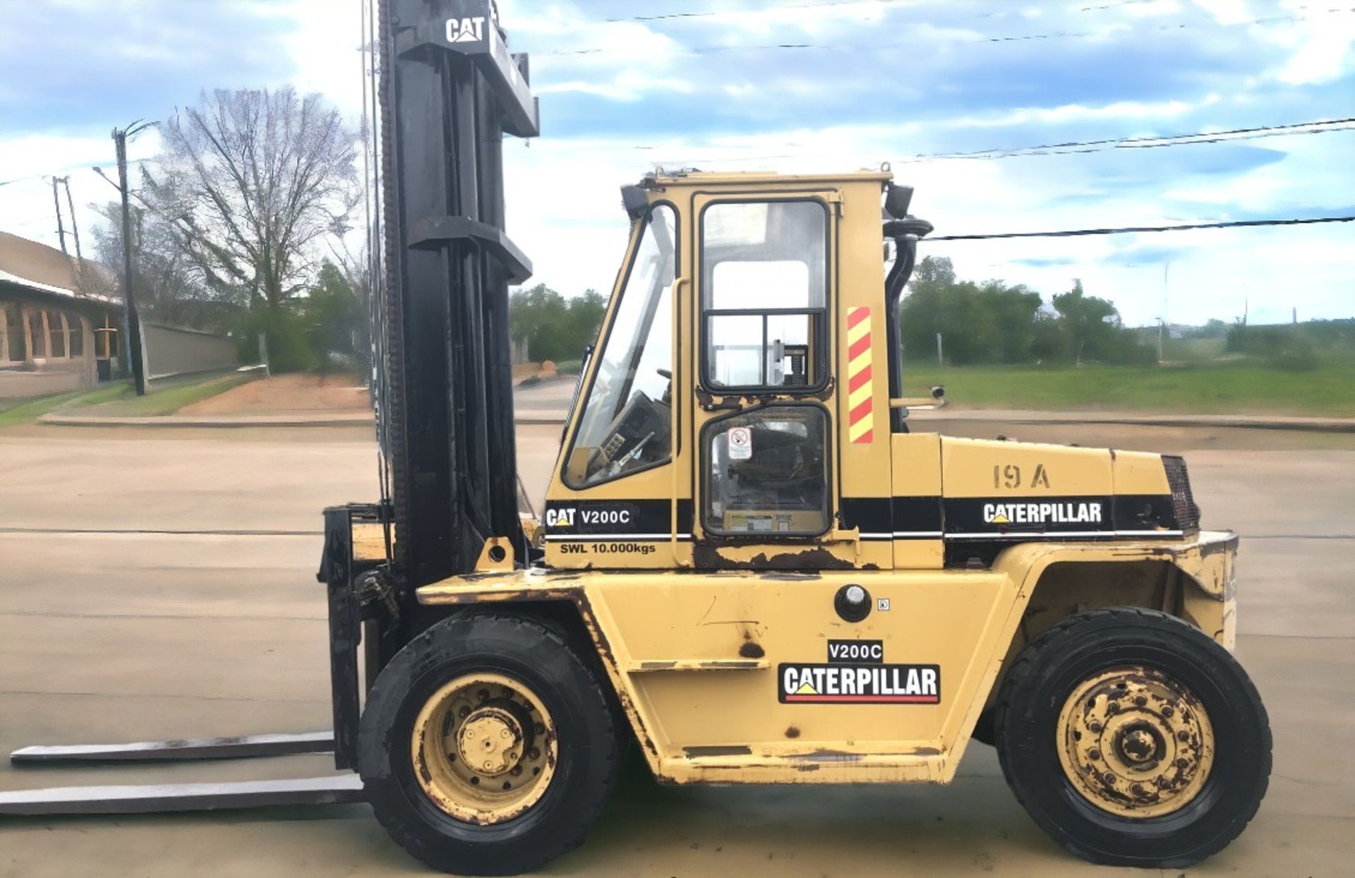 CAT V200 C DIESEL 10 TON FORKLIFT