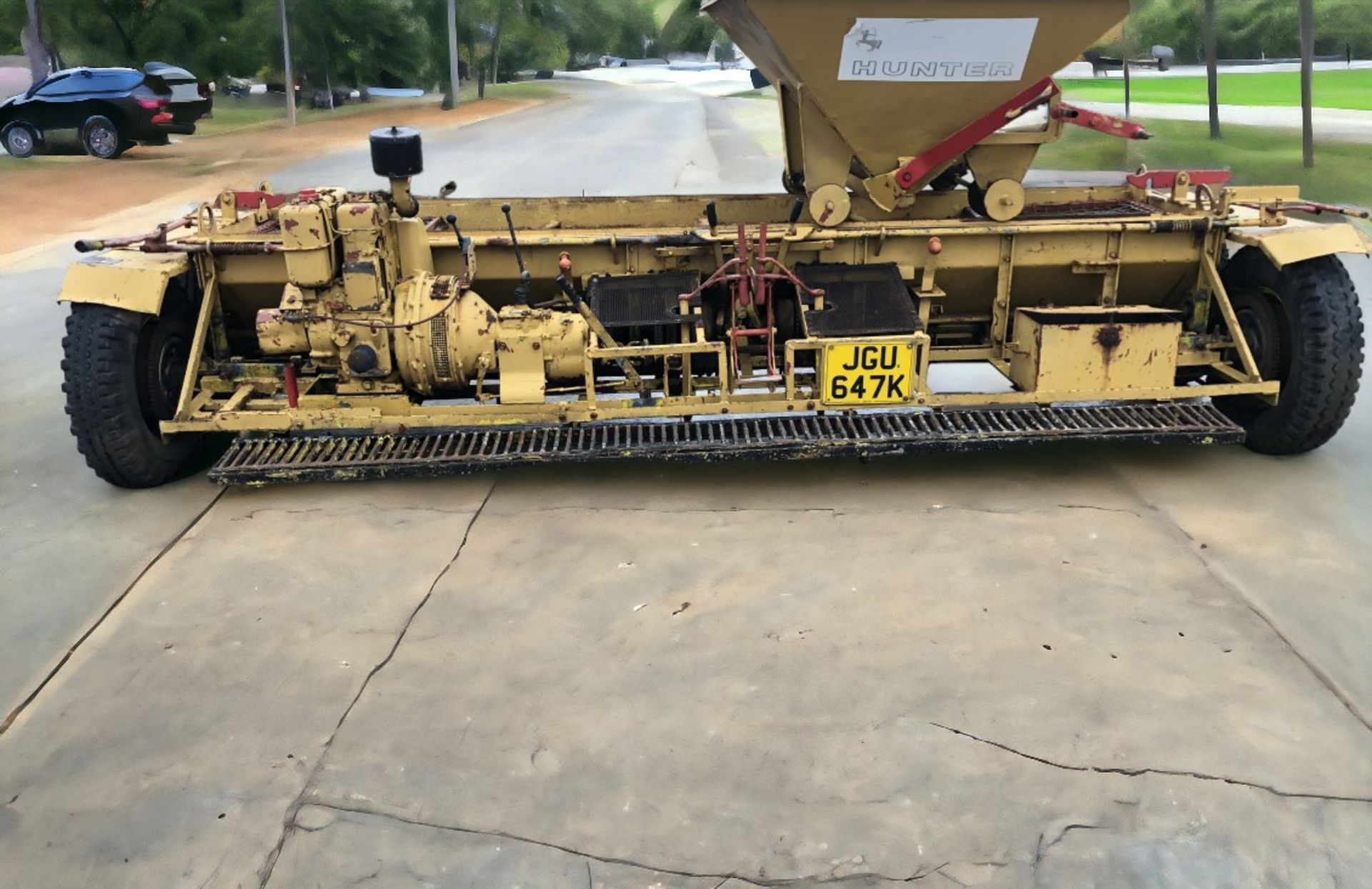 BISTOWS SELF PROPELLED CHIPPER - Image 7 of 9