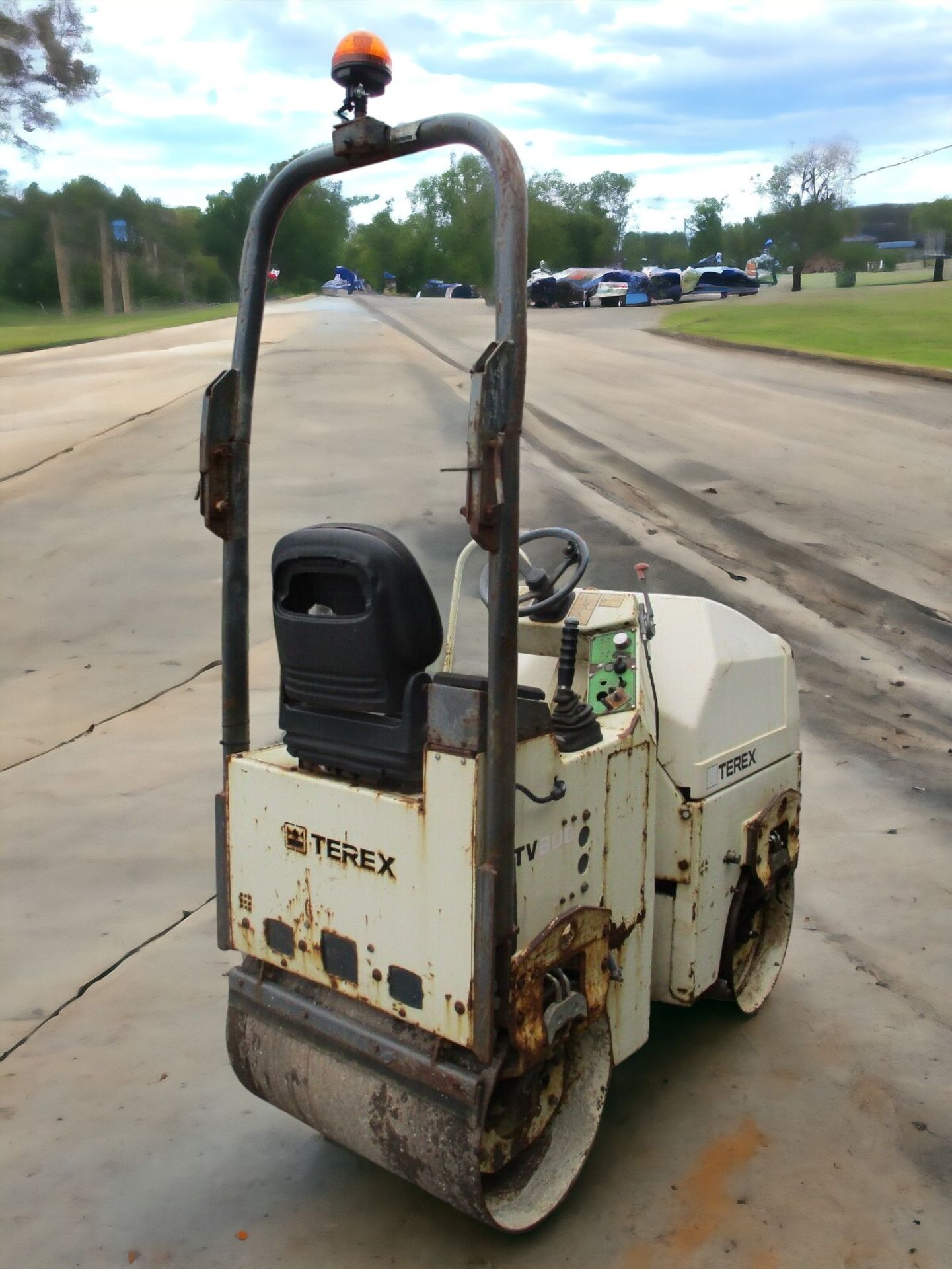 2008 TEREX TV800 ROLLER WITH ELECTRIC START KUBOTA ENGINE - Bild 6 aus 10