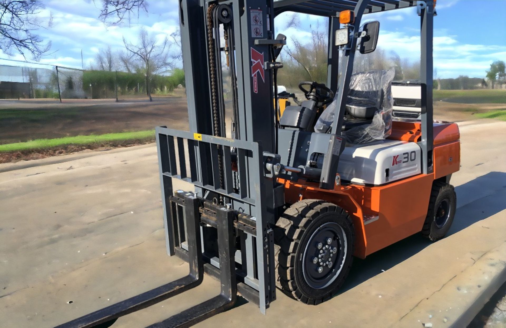 K SERIES FD30.3 TON DIESEL FORKLIFT - Image 4 of 11