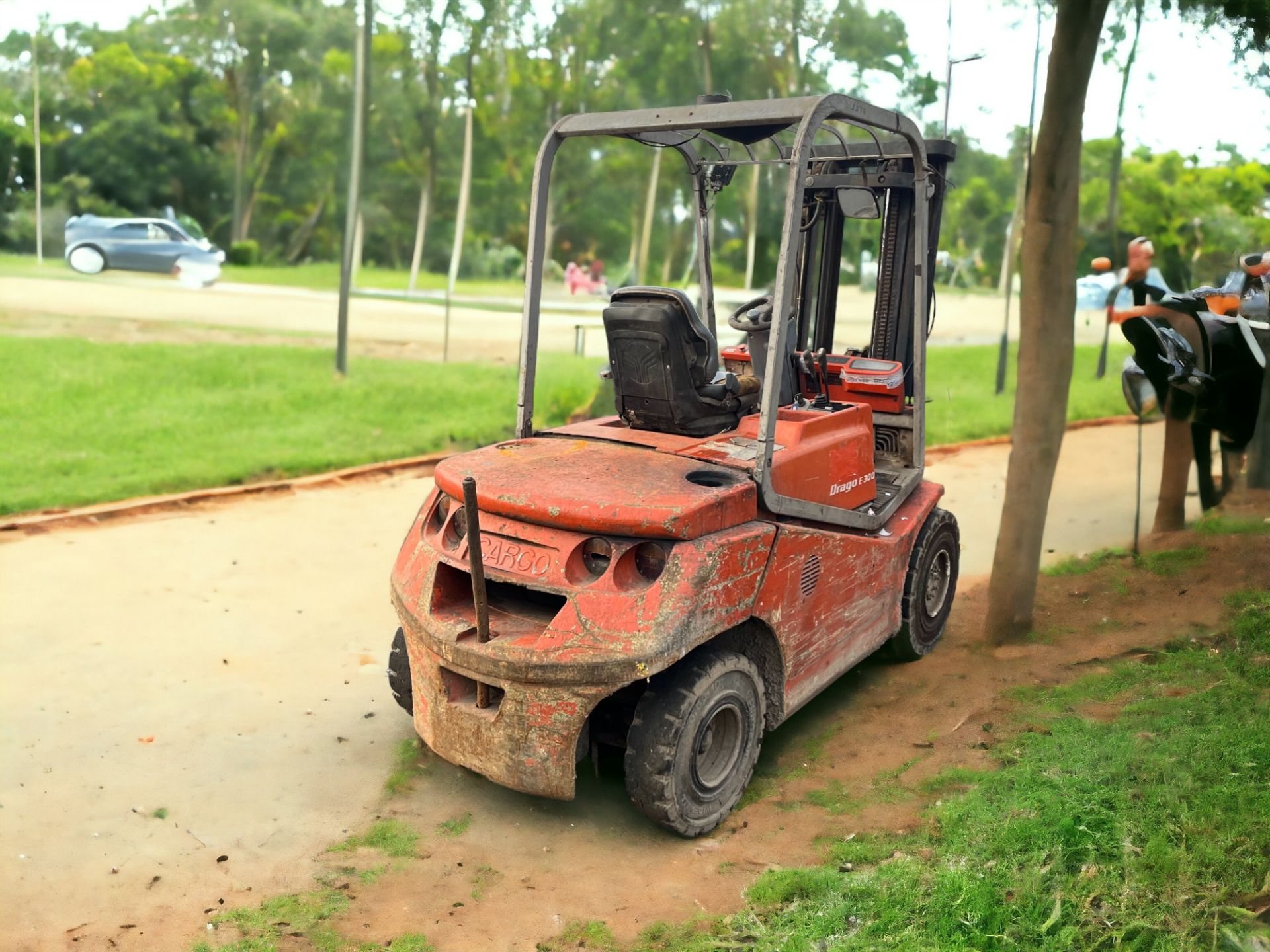 YEAR - 2005 CESAB CBD30 DIESEL FORKLIFT - Image 3 of 5