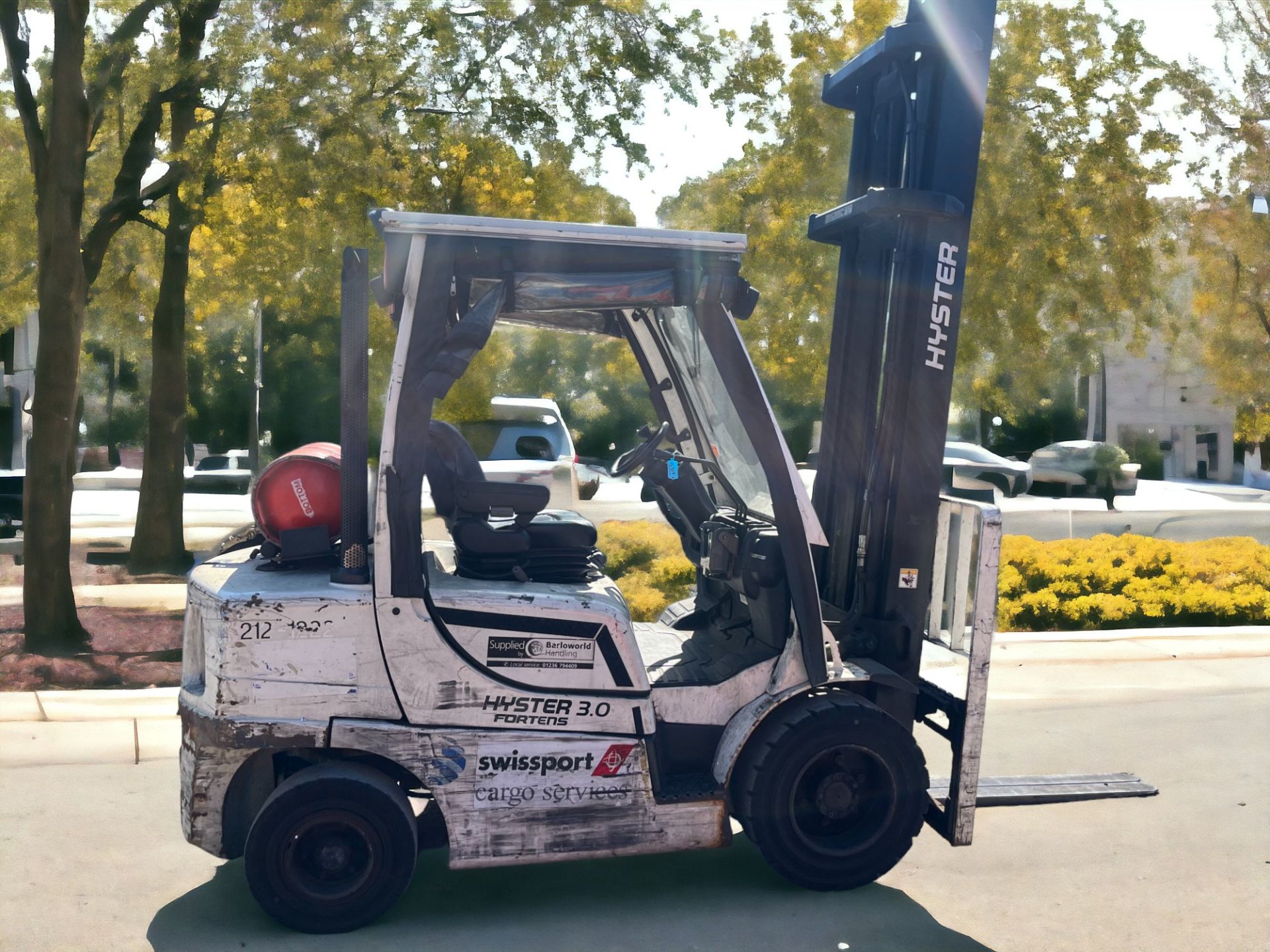 HYSTER LPG FORKLIFT - MODEL H3.0FT (2012) - Image 3 of 5