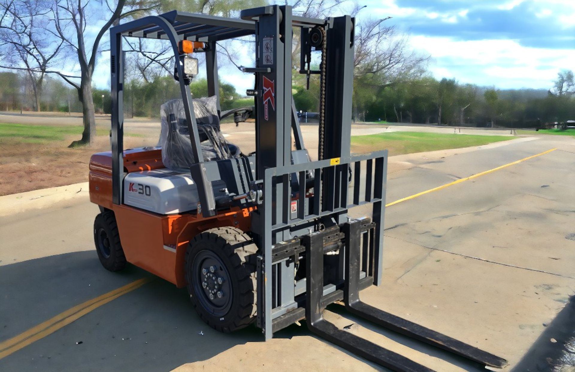 K SERIES FD30.3 TON DIESEL FORKLIFT - Image 8 of 11