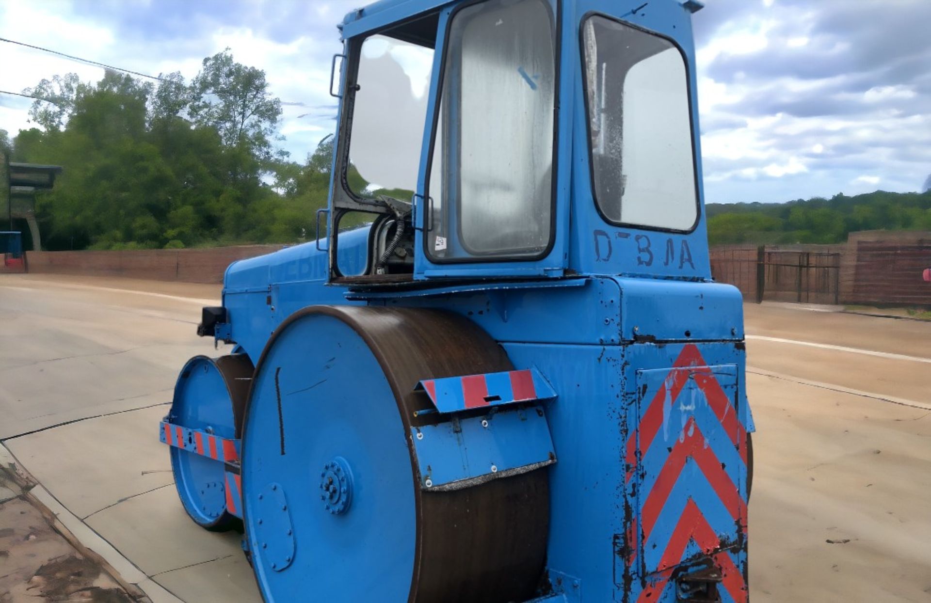 AVELING BARFORD DC13 – 3 WHEEL DEADWEIGHT RO - Image 3 of 11