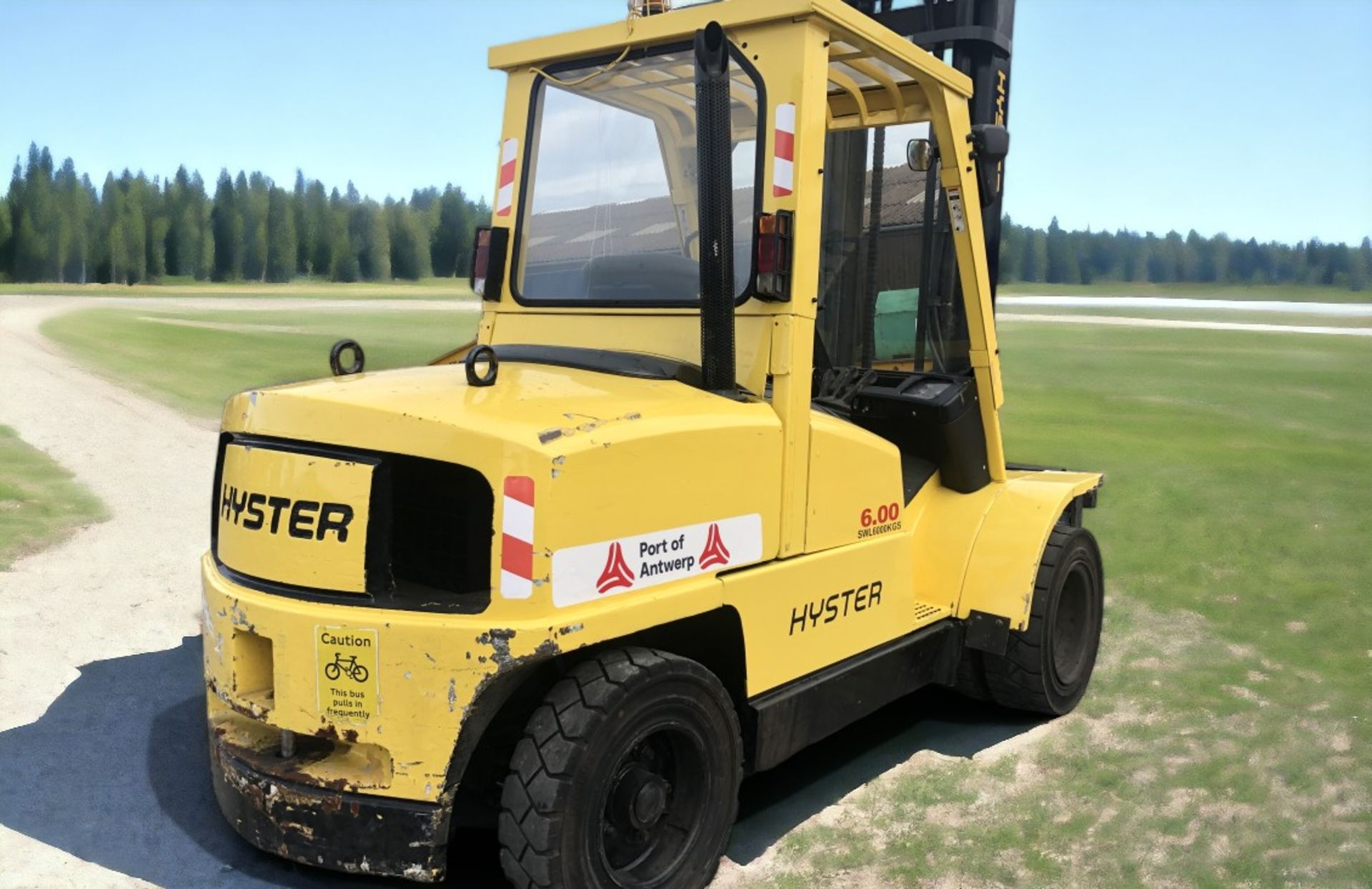 HYSTER H6.00 XM 6 TON DIESEL FORKLIFT - Image 5 of 11