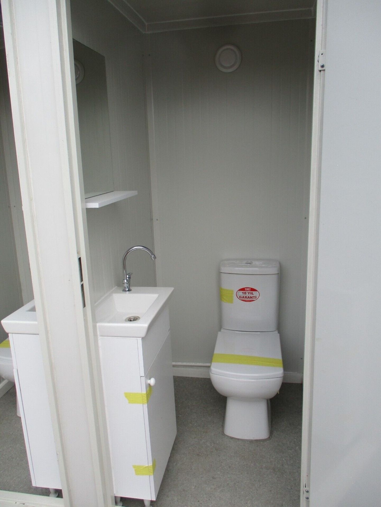 NEW SHIPPING CONTAINER TOILET BLOCK - Image 8 of 11