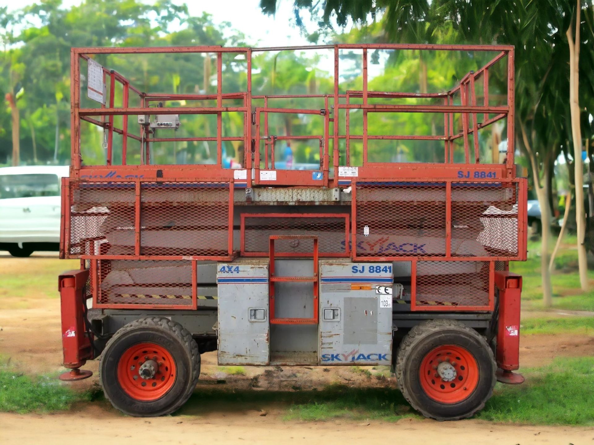 YEAR 2007 SKYJACK SJ8841 SCISSOR LIFT: ELEVATE YOUR OPERATIONS