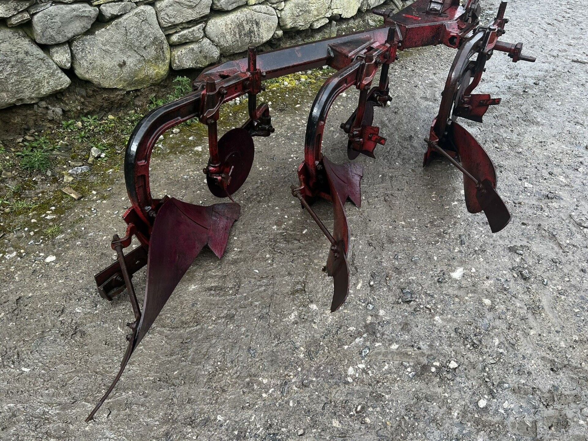 MASSEY FERGUSON 150 PLOUGH 3 FURROW - Image 7 of 8