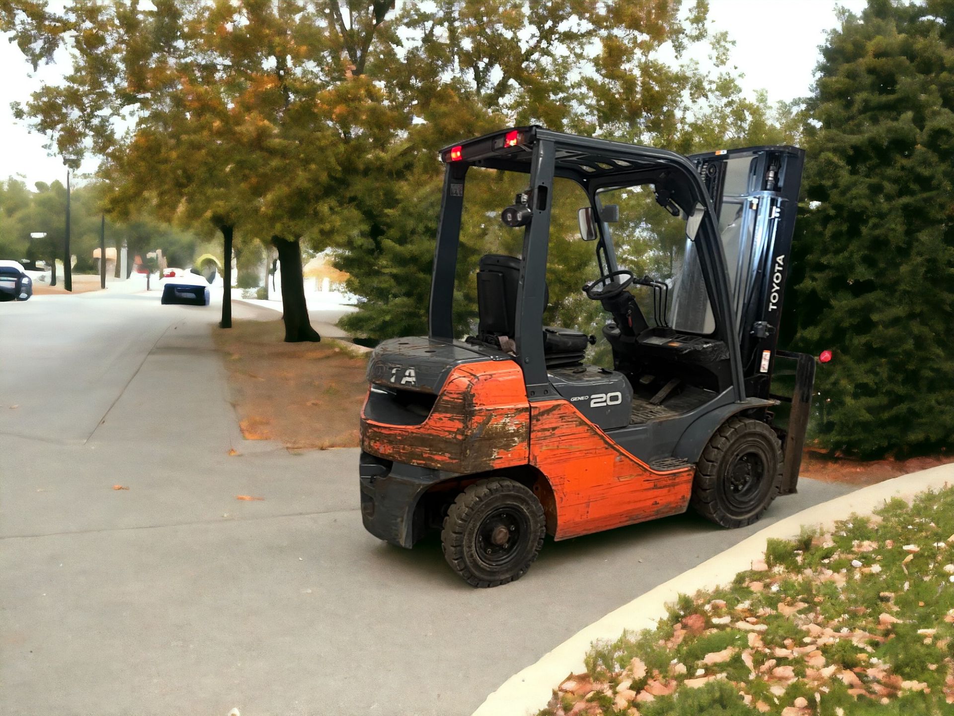 TOYOTA DIESEL FORKLIFT - MODEL 52-8FD20 (2014) - Image 6 of 6