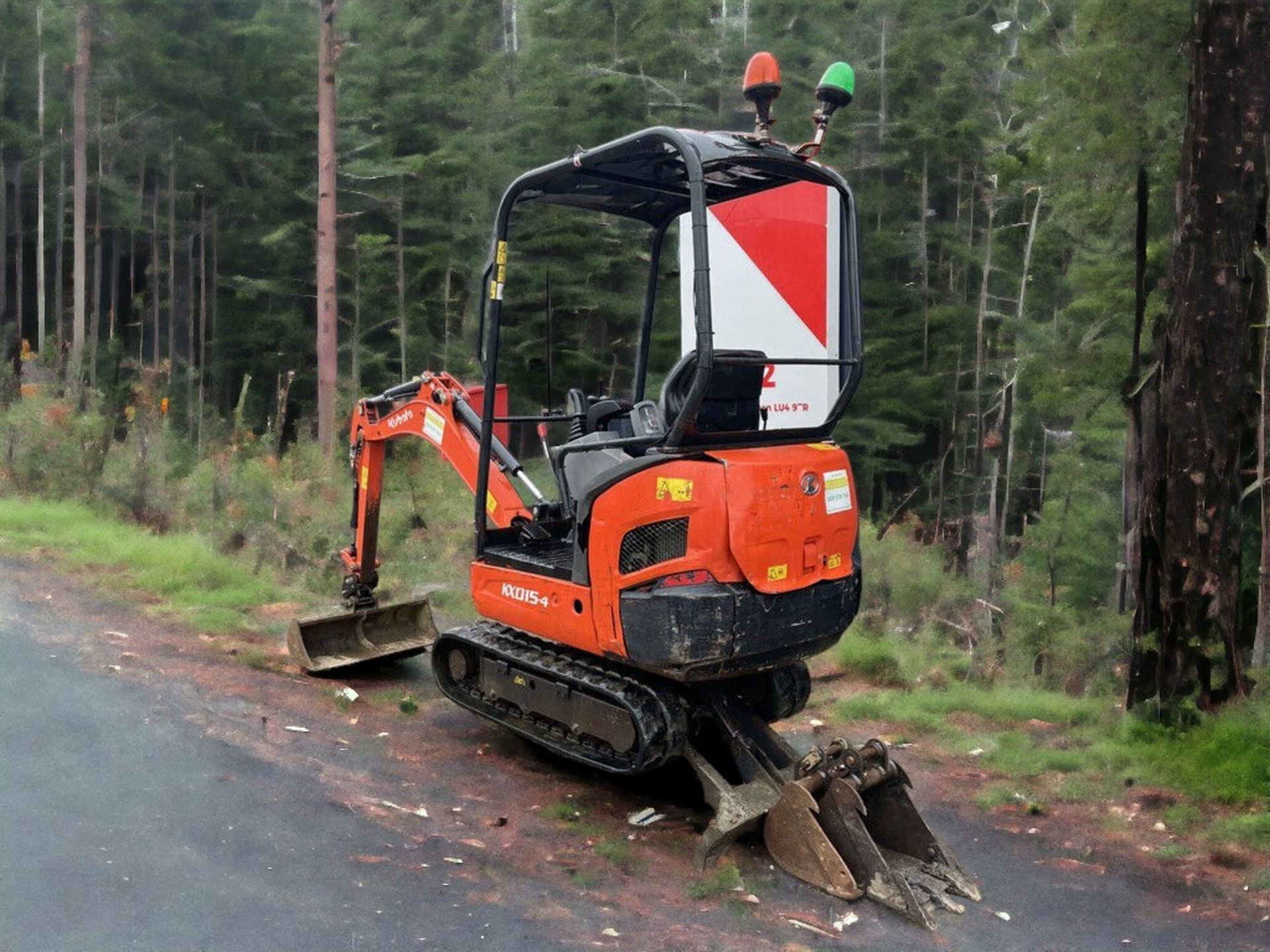 2020 KUBOTA KX015-4 MINI EXCAVATOR - LOW HOURS, HIGH VERSATILITY - Image 9 of 9