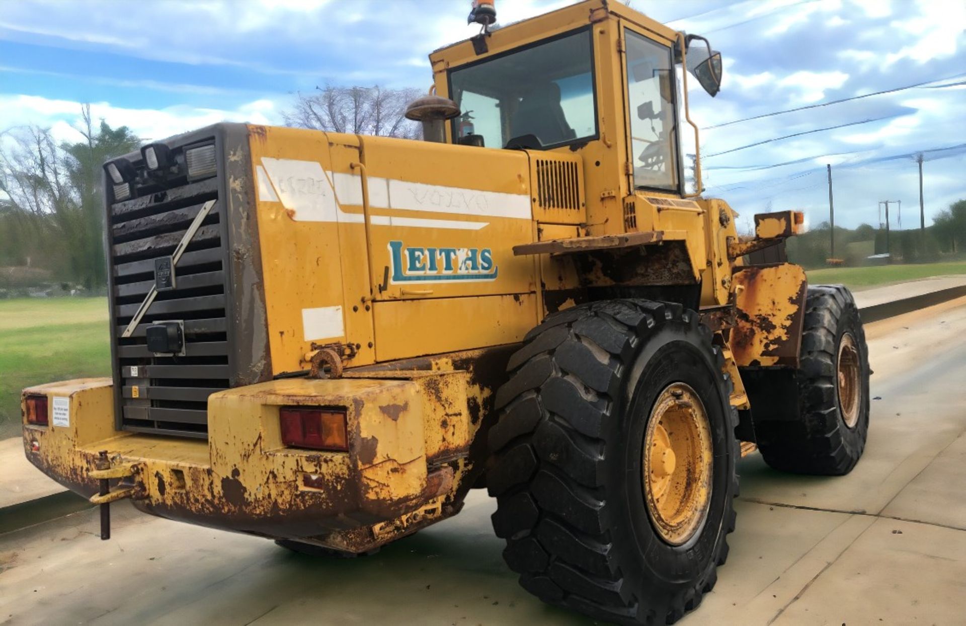 1998 VOLVO L120 C WHEELED LOADER - Image 3 of 7