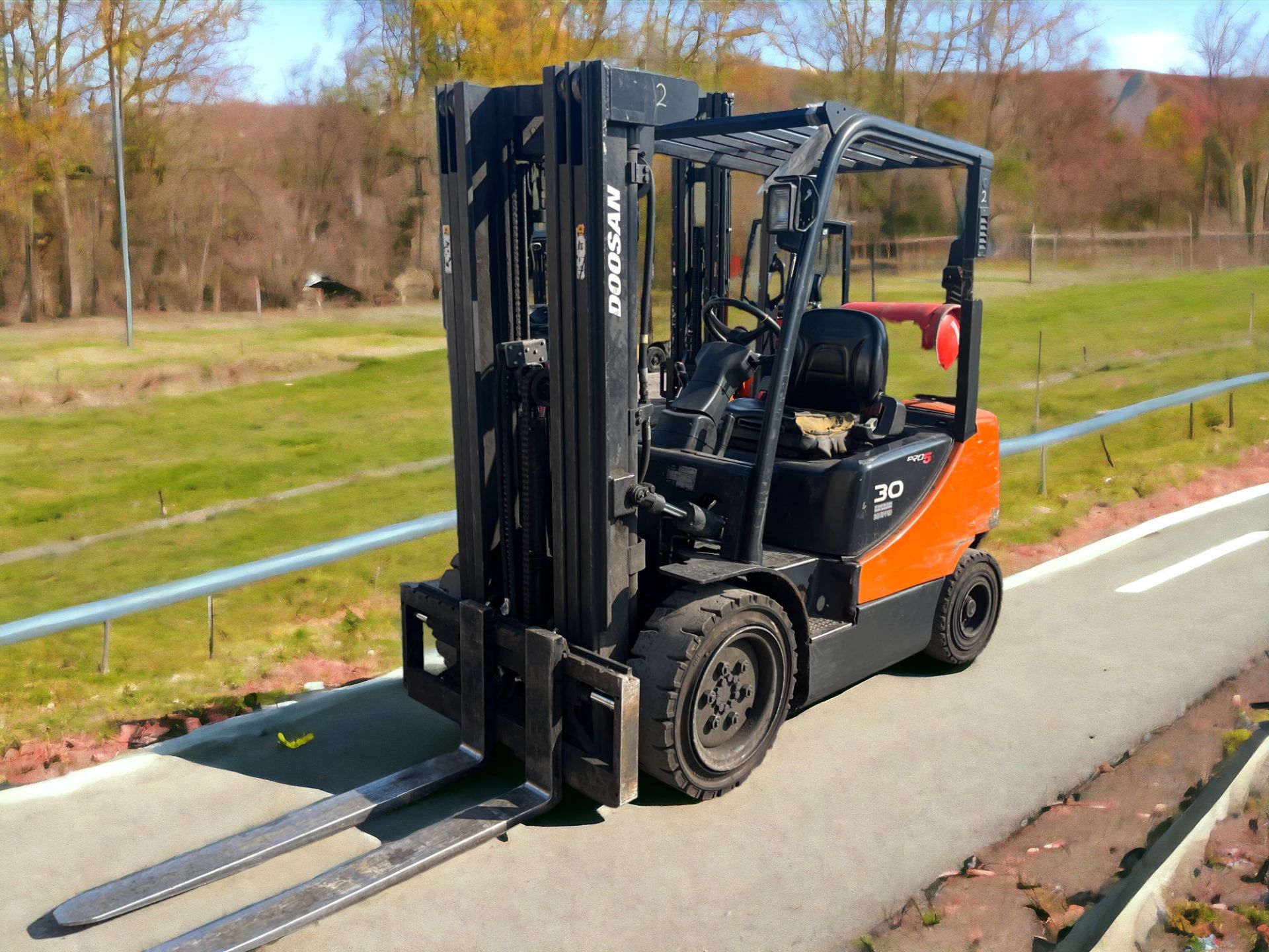 DOOSAN G30E-5 LPG FORKLIFT - 2013 - Image 3 of 6