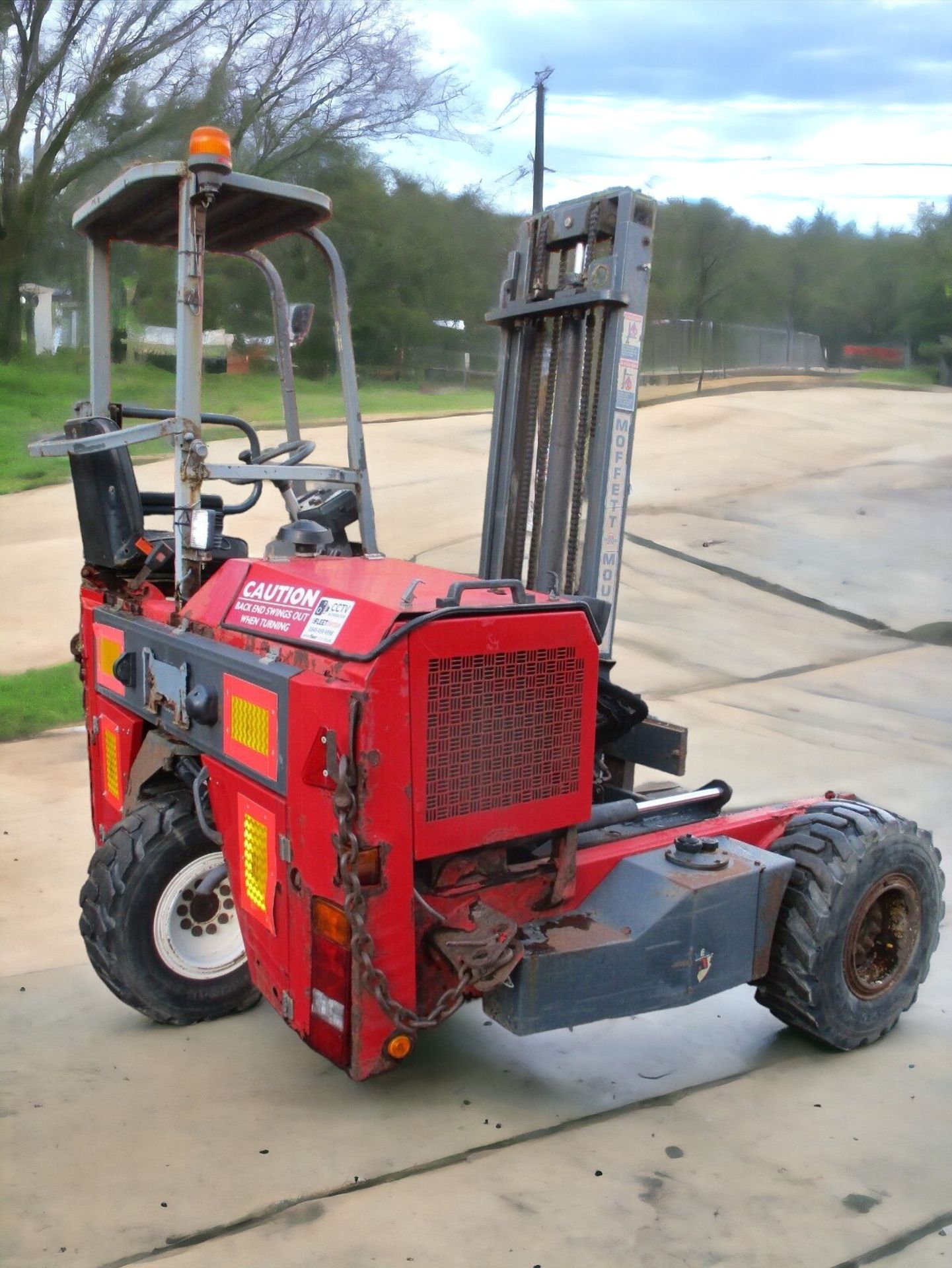 MOFFETT MOUNTY M2003 FORKLIFT - Image 6 of 10