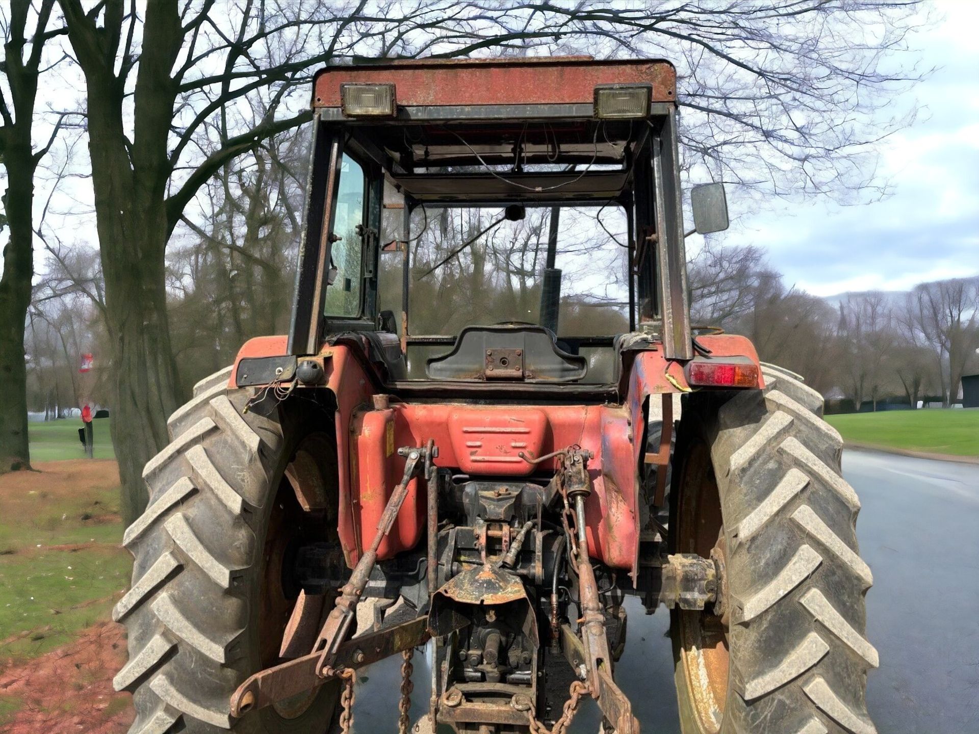 CASE INTERNATIONAL 885 4 WHEEL DRIVE TRACTOR - Image 4 of 8